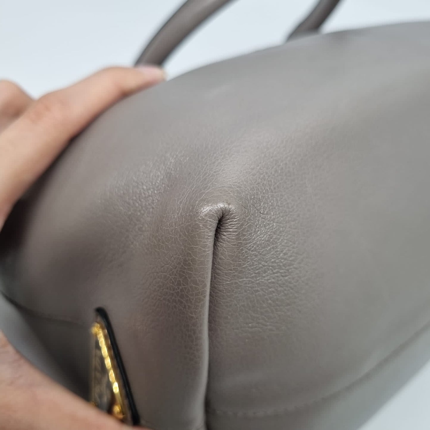 Prada 1ba104 Glace'calf Argilla Bag GHW Grey Size 28x14x21