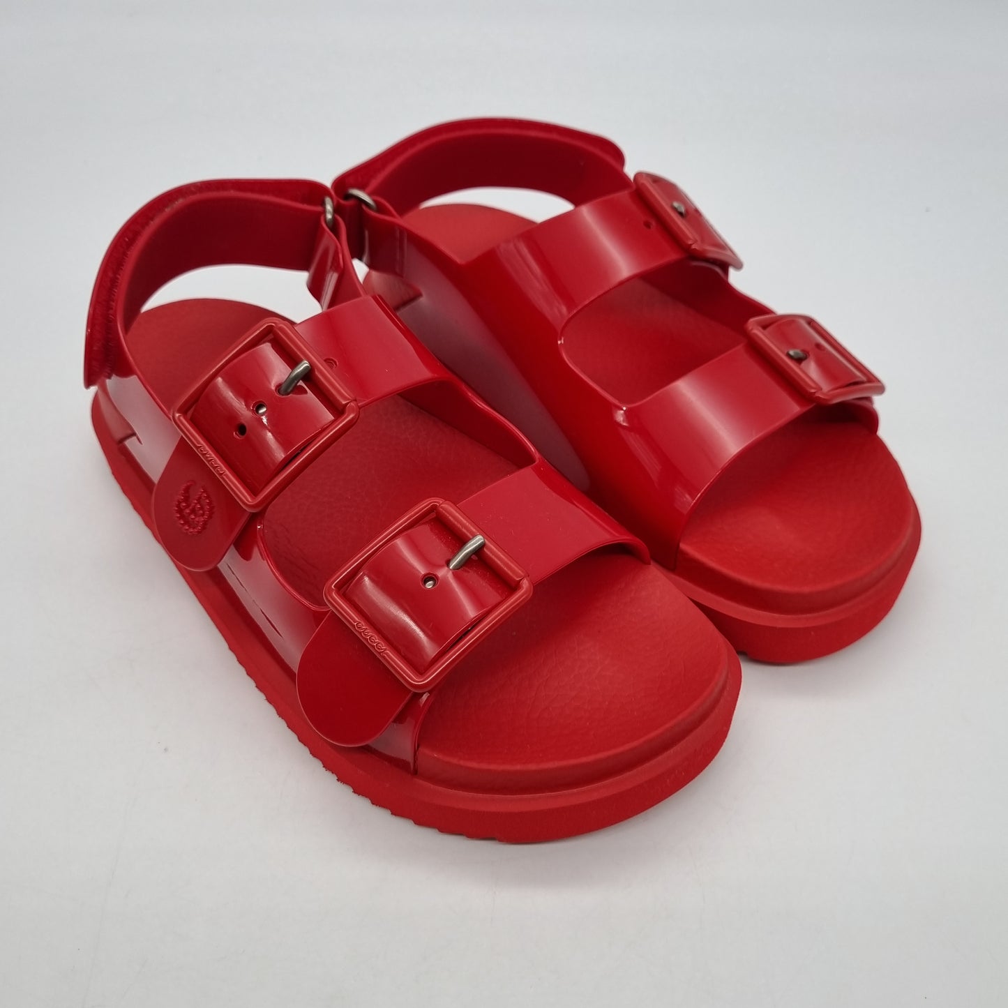 Gucci Isla Flat Sandals Red Size 37/24