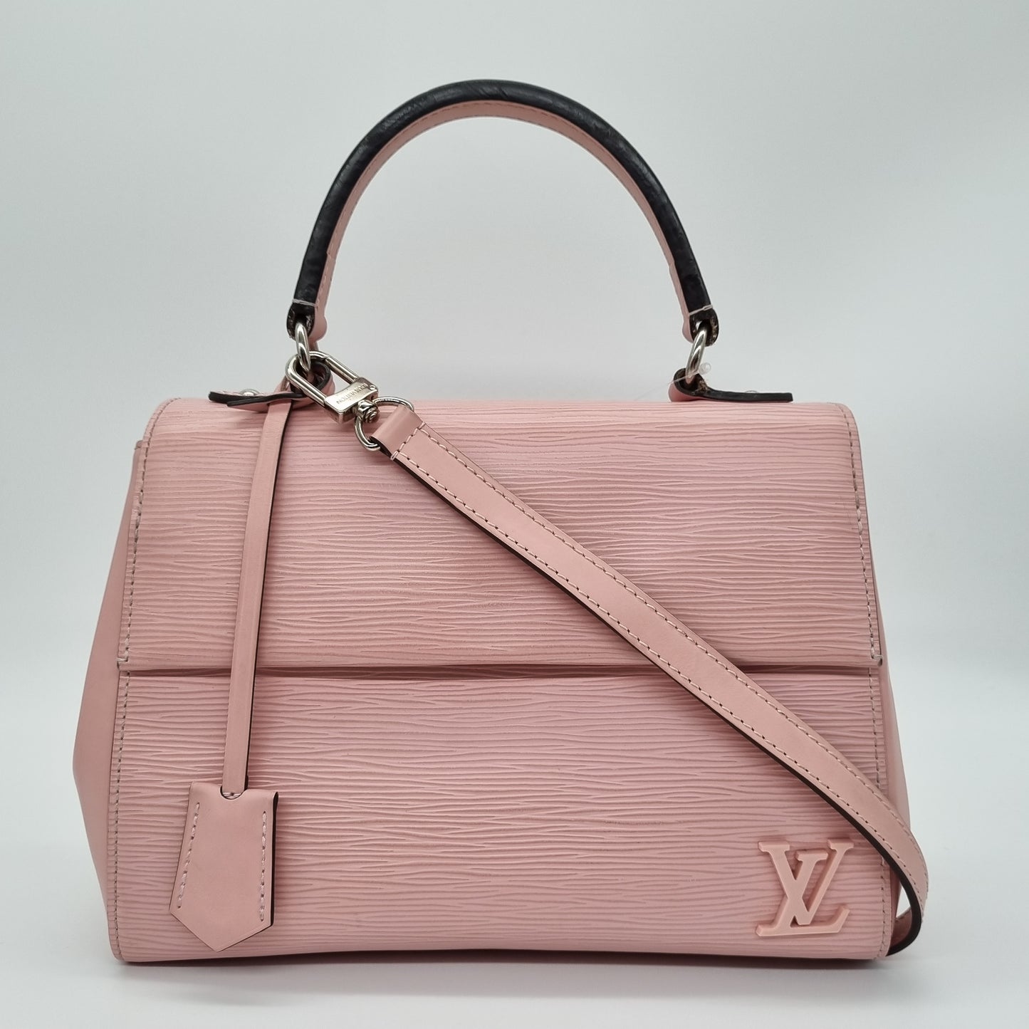 Louis Vuitton Cluny BB Epi Leather Pink Poudre 2015 Size 26x10x20