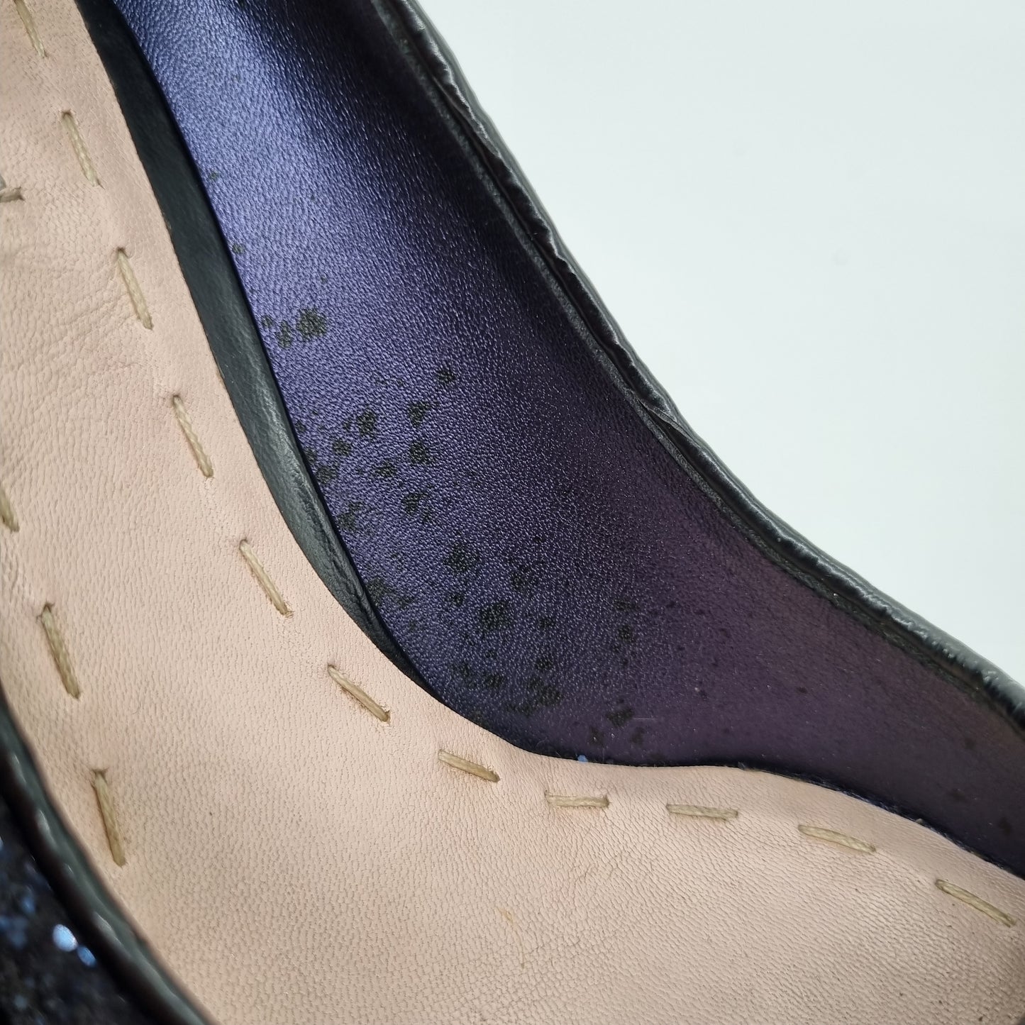 Miu Miu Blue Navy Glitter Heels 39.5 insole 26