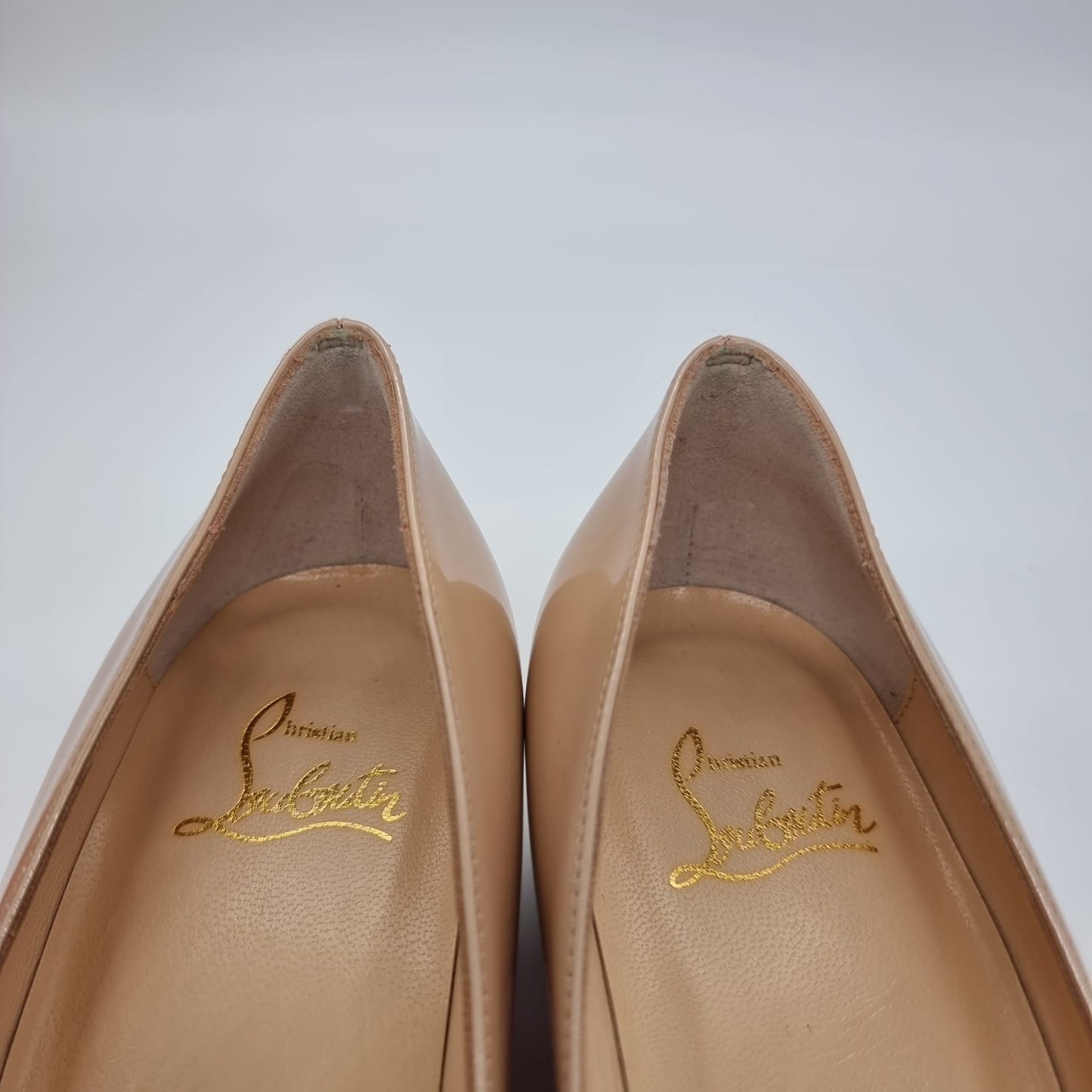 Christian Louboutin Cadrilla 35 Patent Nucre NEW Size 37,5/24,5