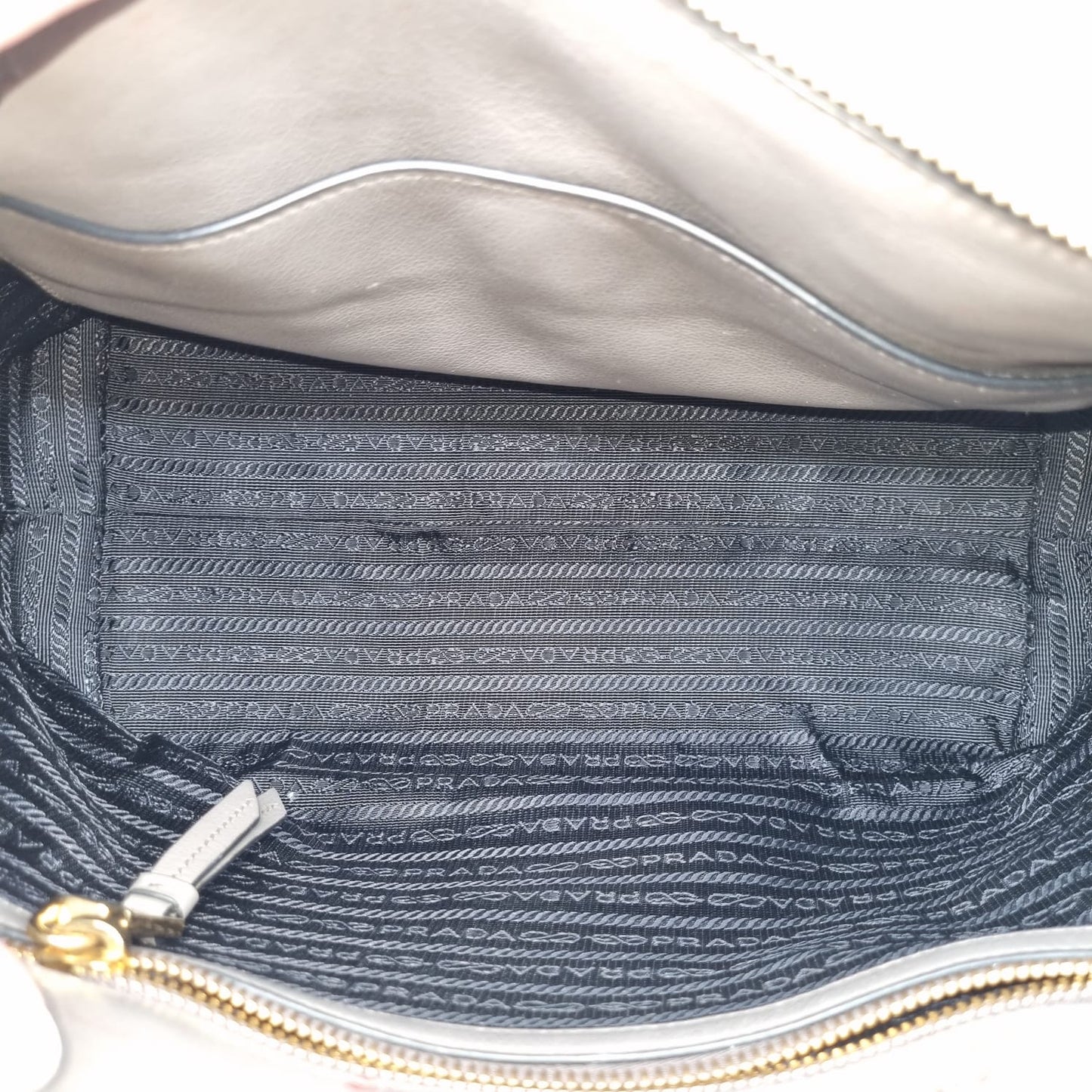 Prada 1ba104 Glace'calf Argilla Bag GHW Grey Size 28x14x21