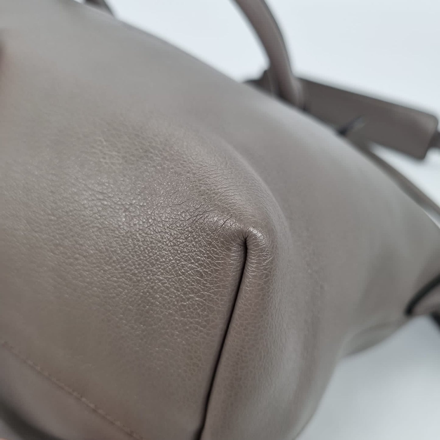 Prada 1ba104 Glace'calf Argilla Bag GHW Grey Size 28x14x21
