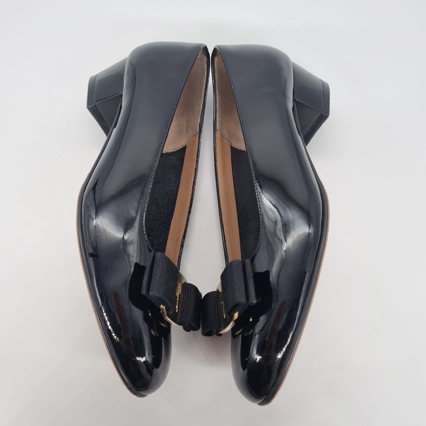 Salvatore Ferragamo Vara Pump Nero Naplakcalf Size 4,5c/22,5
