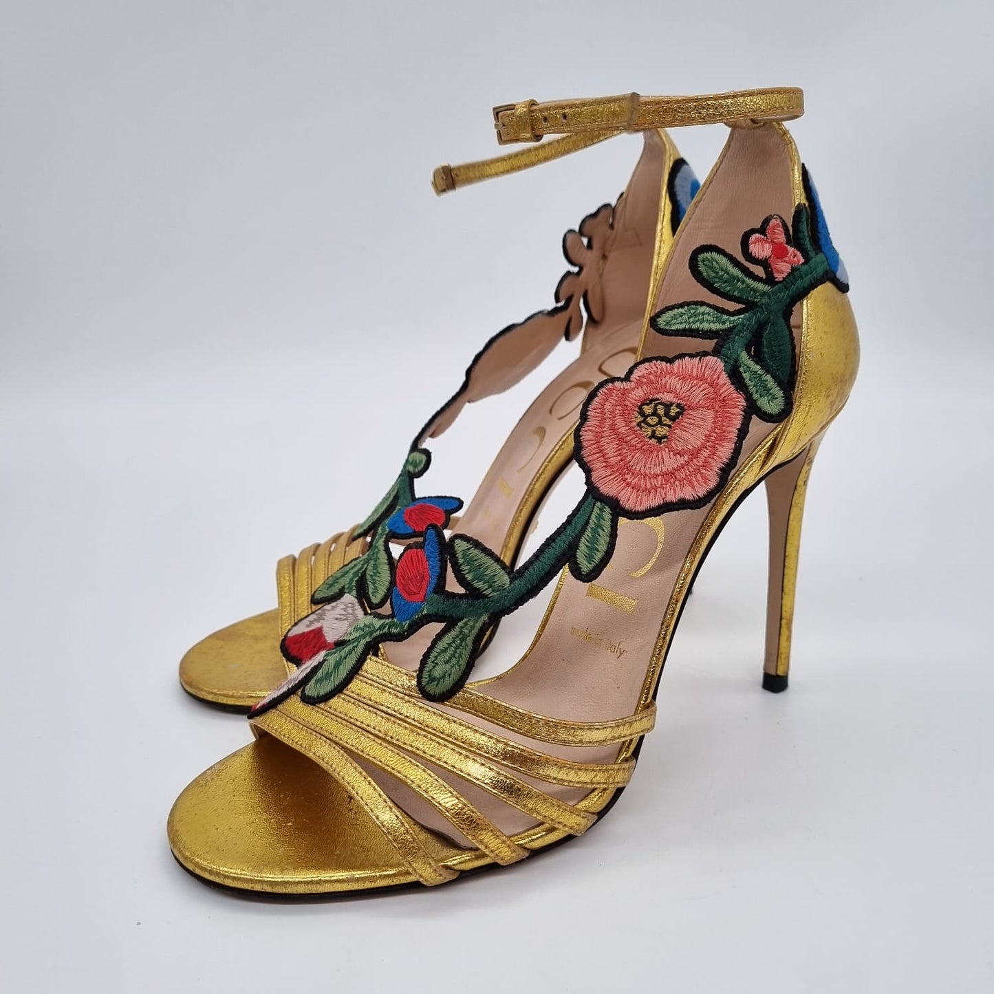 Gucci Ophelia Flower Gold Heels size 38 insole 25