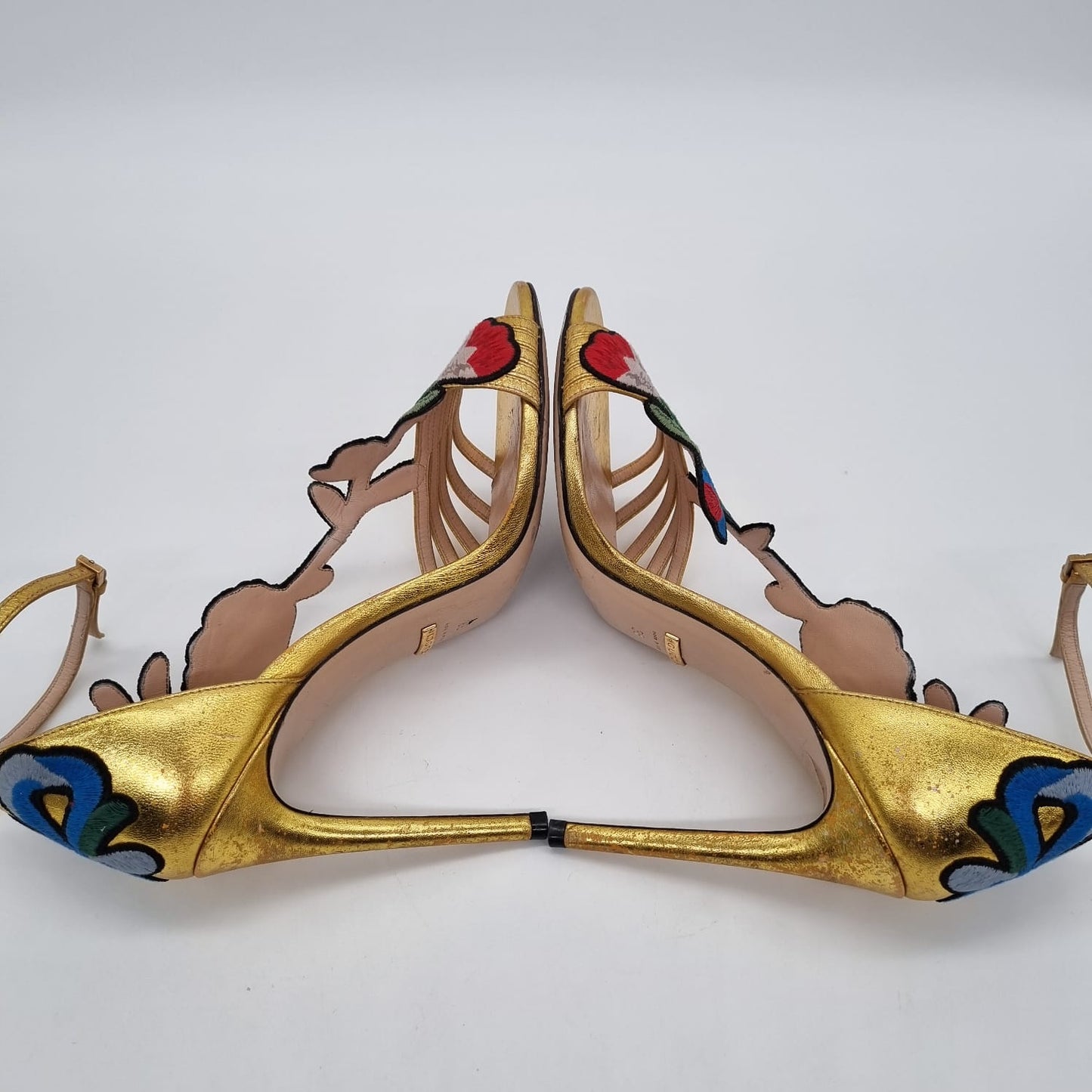 Gucci Ophelia Flower Gold Heels size 38 insole 25