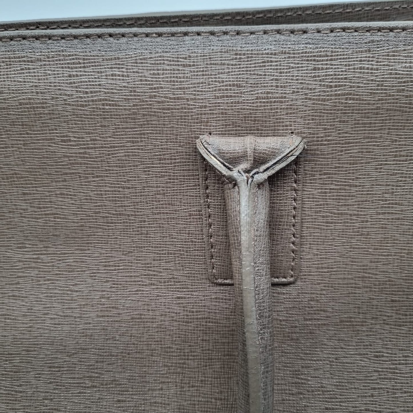 Furla Linda Carryall Etoupe size 36x16x25
