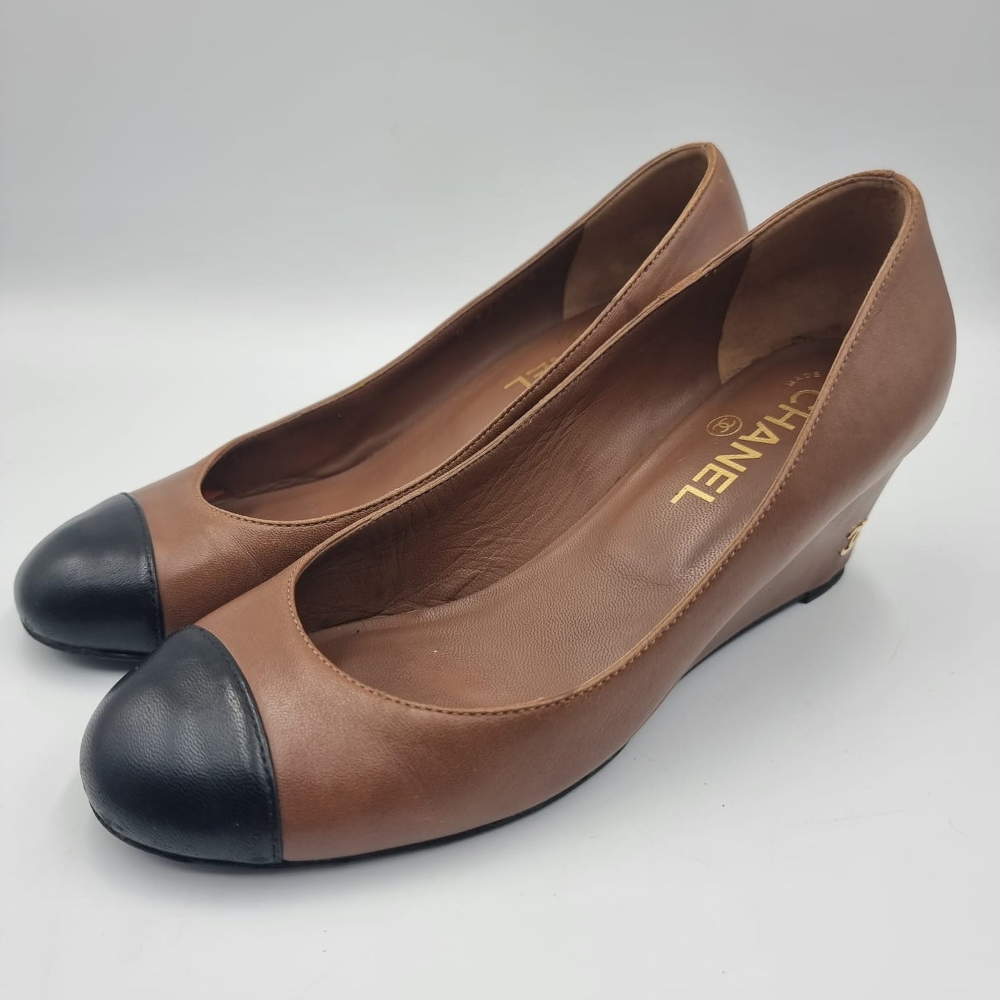 Chanel lambskin Cap toe wedges Size 37.5/24.5