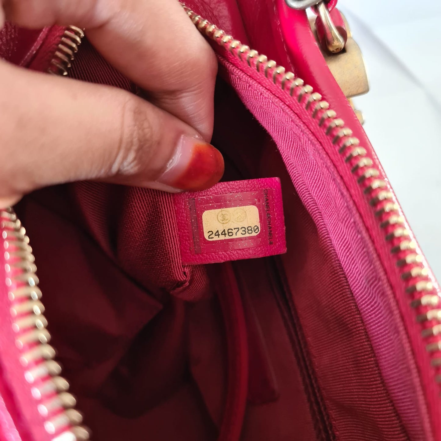 Chanel Gabrielle Felt Hobo Bag Burgundy #24 Size 18x5x16