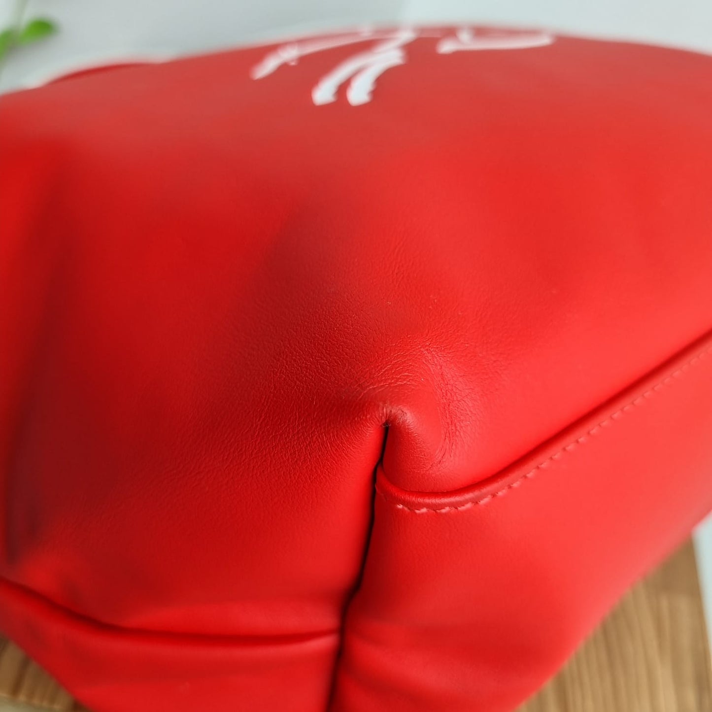 Longchamp Le Pliage Cuir Jockey Medium Short Handle Red Size 37x18x23