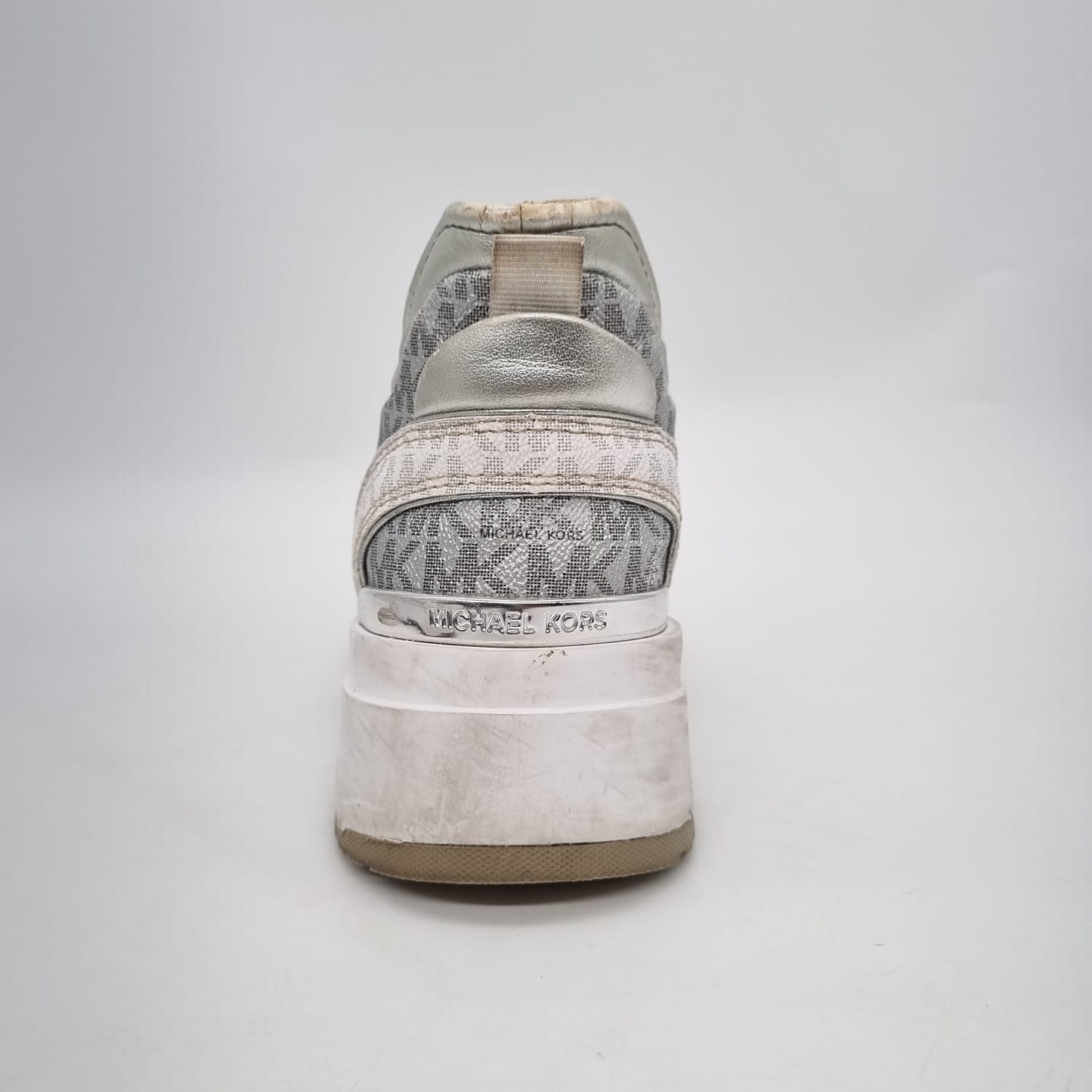 Micahel Kors Snekers Metallic Logo Size 8M/29CM