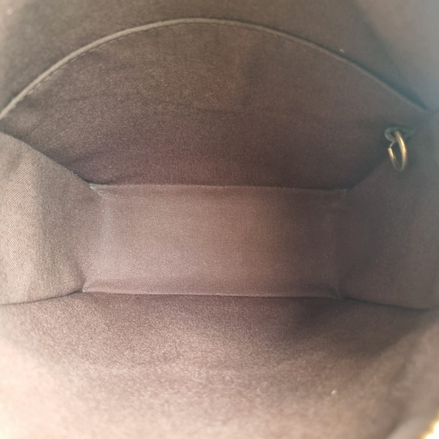 Louis Vuitton Trotteur Damier Ebene 2011 Size 20x7x25