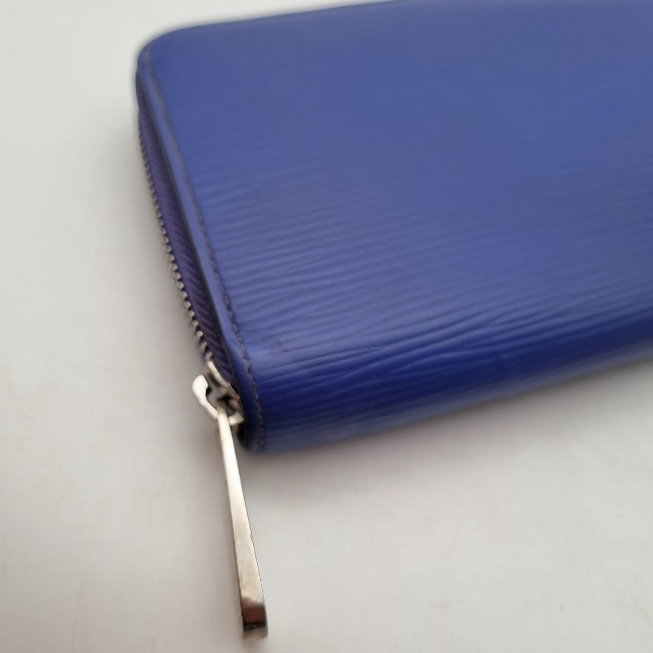 Louis Vuitton Zippy Wallet Blue 2011 Size 19x10