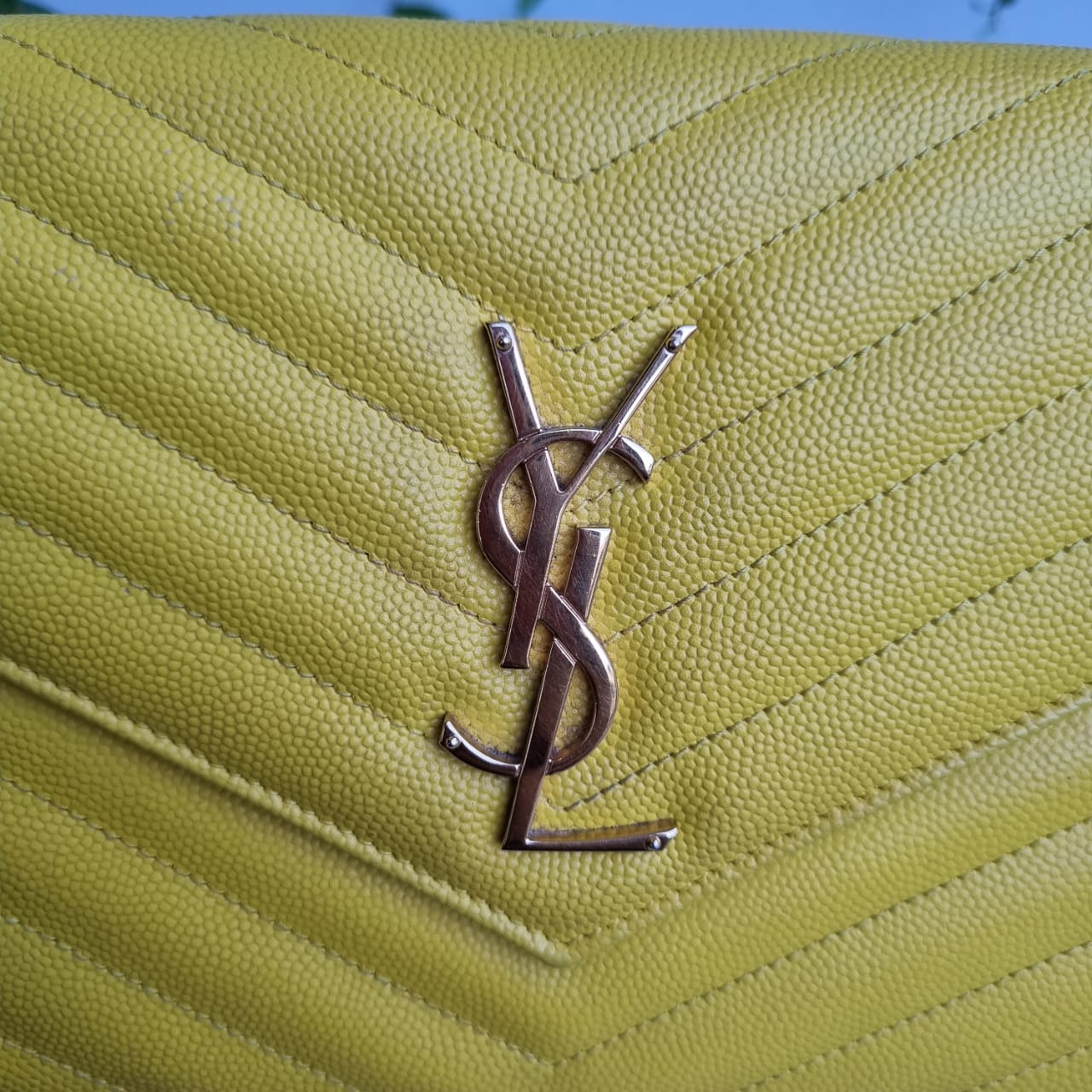 Yves Saint Laurent Envelope Shoulder Bag Jaune 2016 Size 23x15