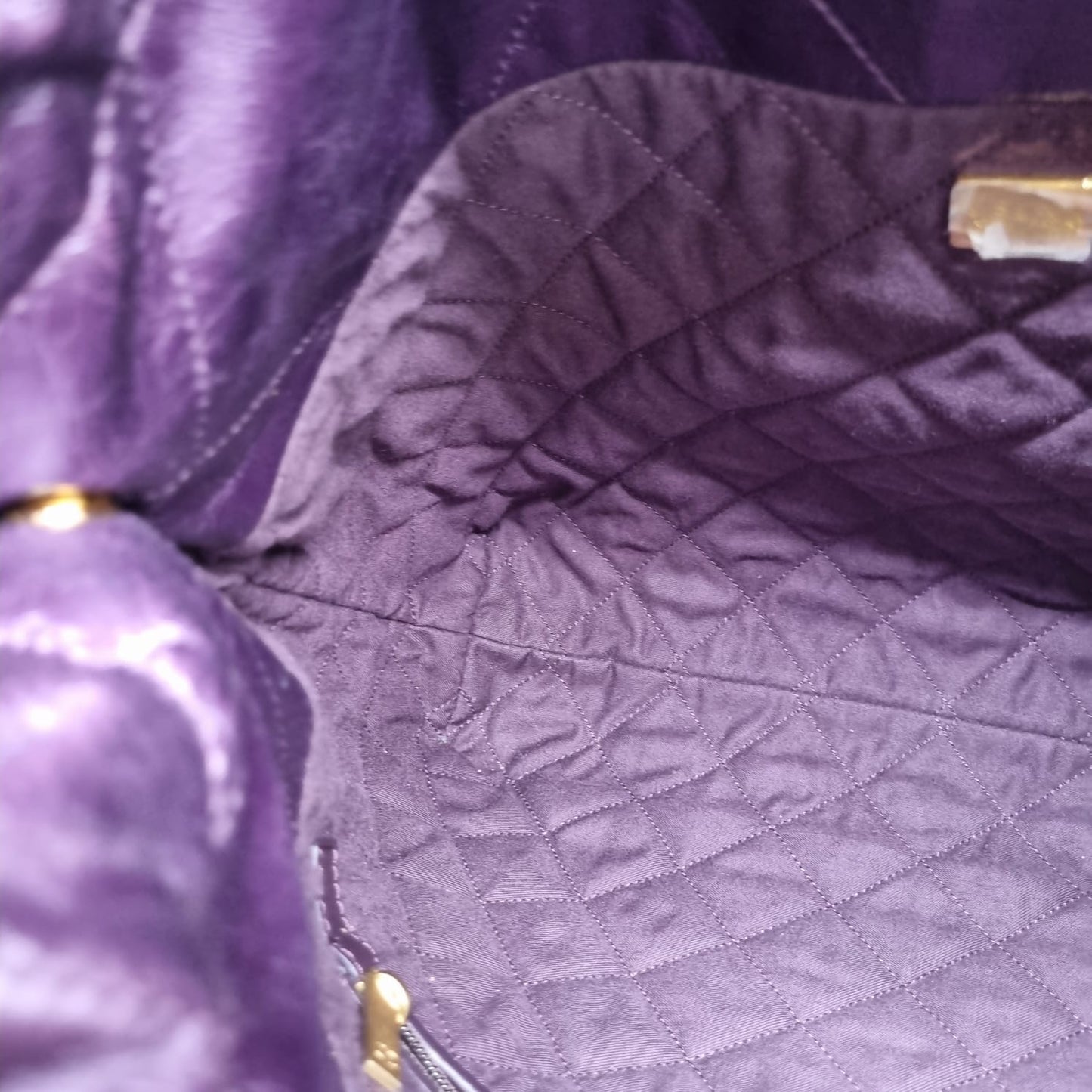 Chanel C22 Small Dark Purple GHW CHIP Size 29x7x32