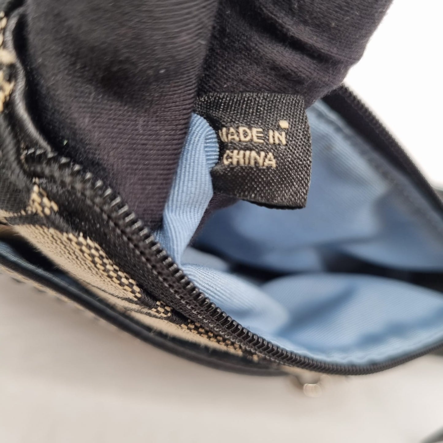 Coach Signature Crossbody Bag Black Size 19x22