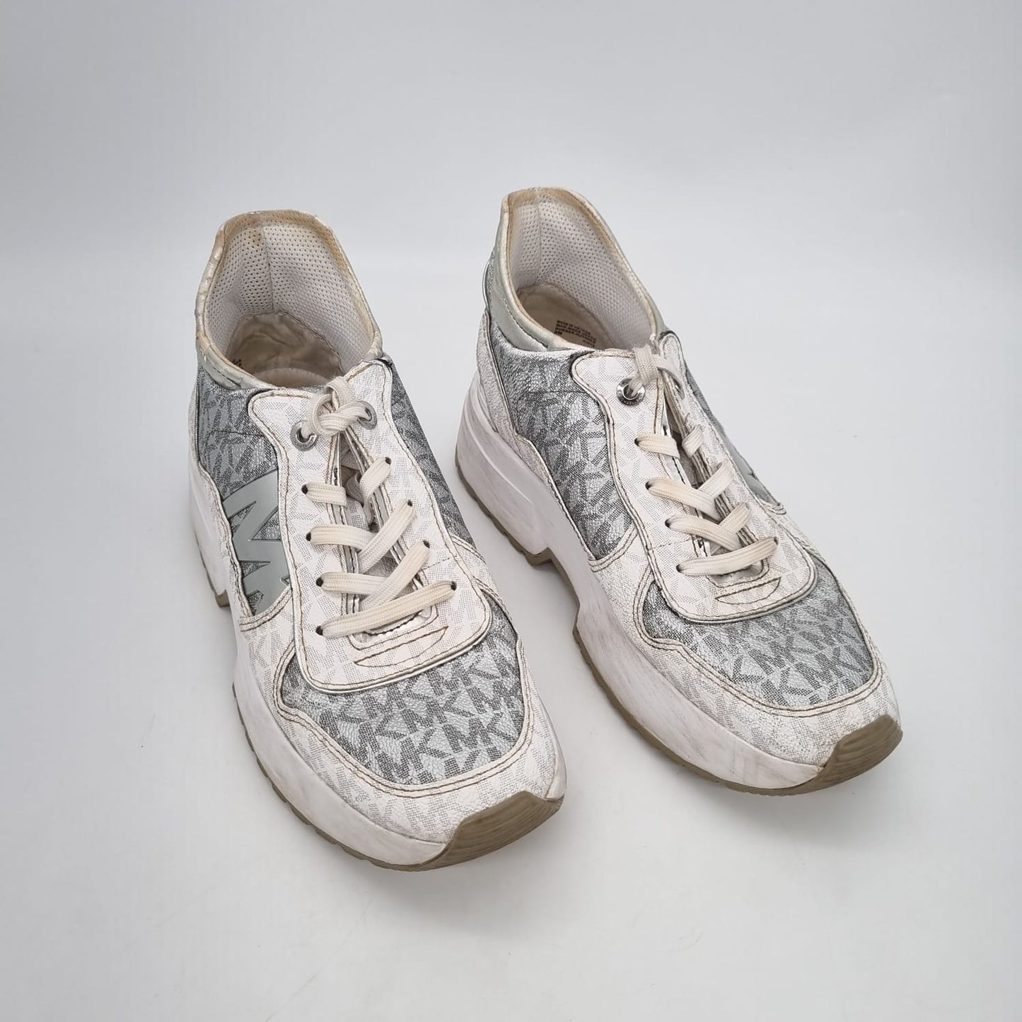 Micahel Kors Snekers Metallic Logo Size 8M/29CM