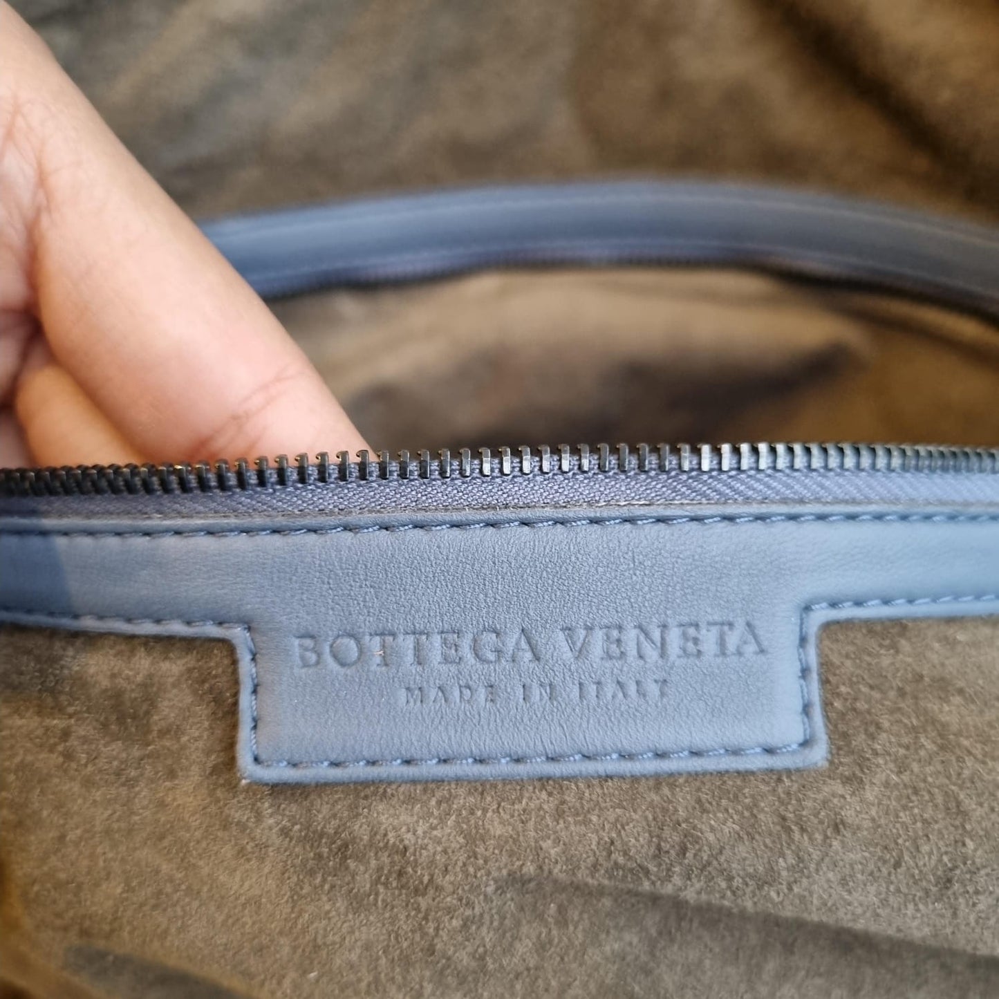 Bottega Veneta Intercciato Convrtible Satchel Grey Size 52x42