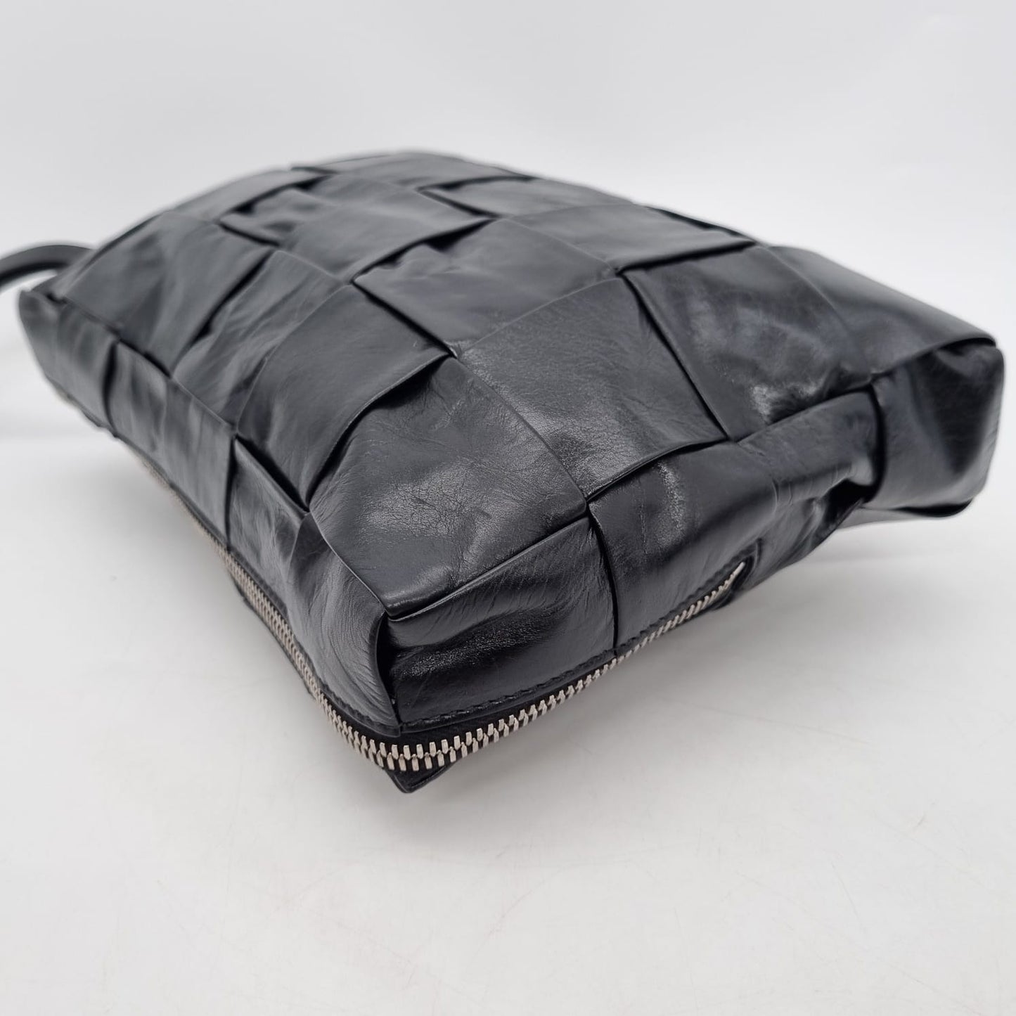 Bottega Veneta Intrecciato Travel Organizer Clutch Black Size 27x18