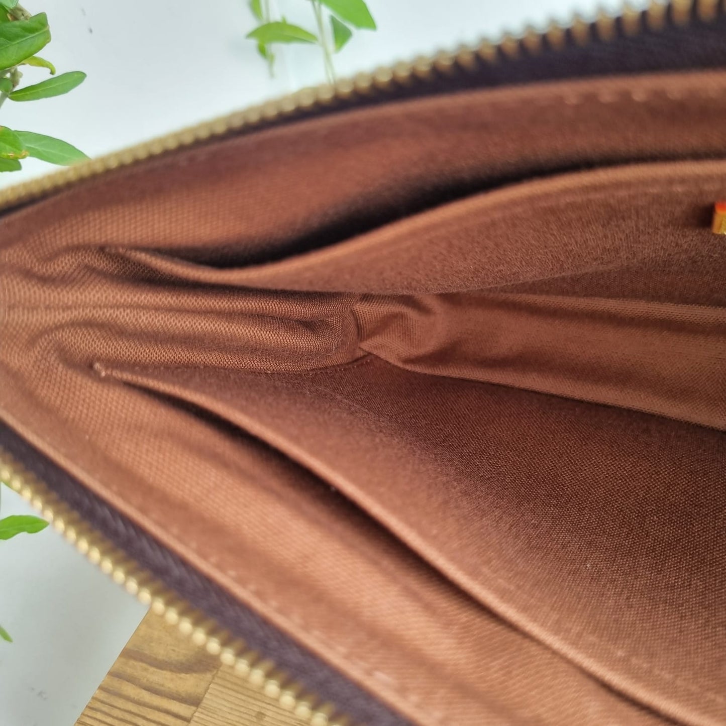 Louis Vuitton Pochette Voyage Mono CHIP Size 30x7x20