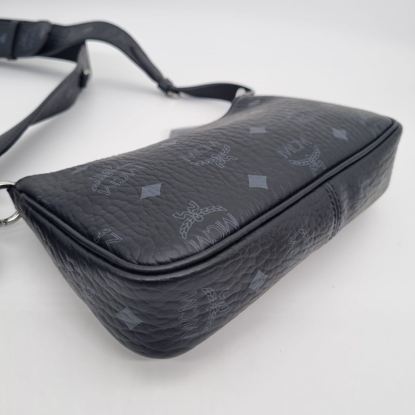 MCM Small Crossbody Pouch Trio Visetos Multi Size 21x5x15