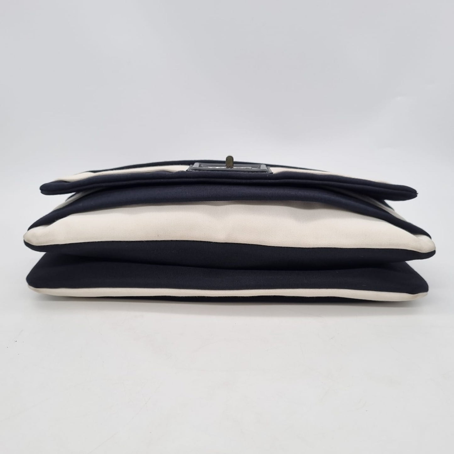 Chanel Reissue Jumbo White Black Canvas #12 Size 29x3x16