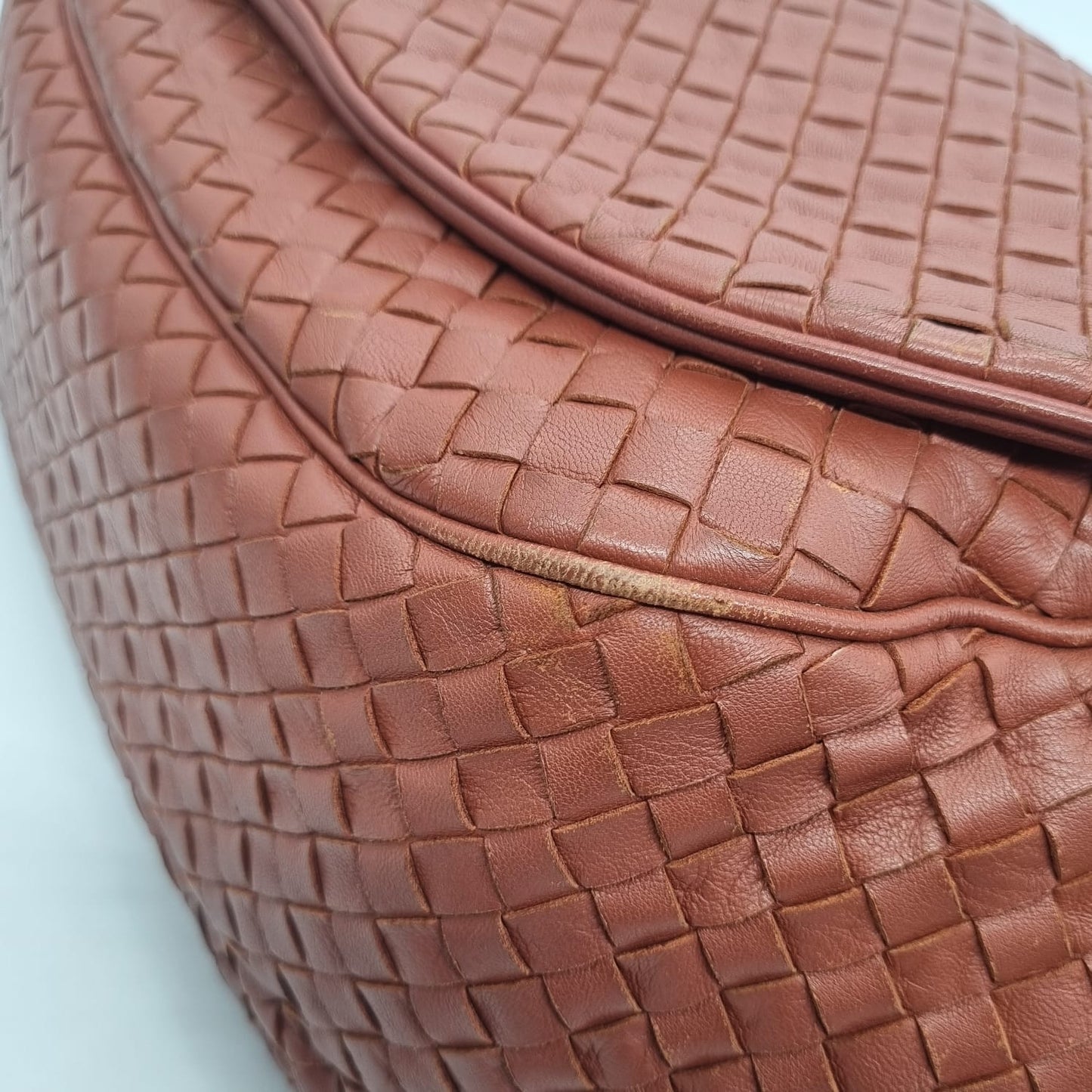 Bottega Venetta Interciatto Flap Bag Sling Bag Brick tahun 2011 size 31x10x32