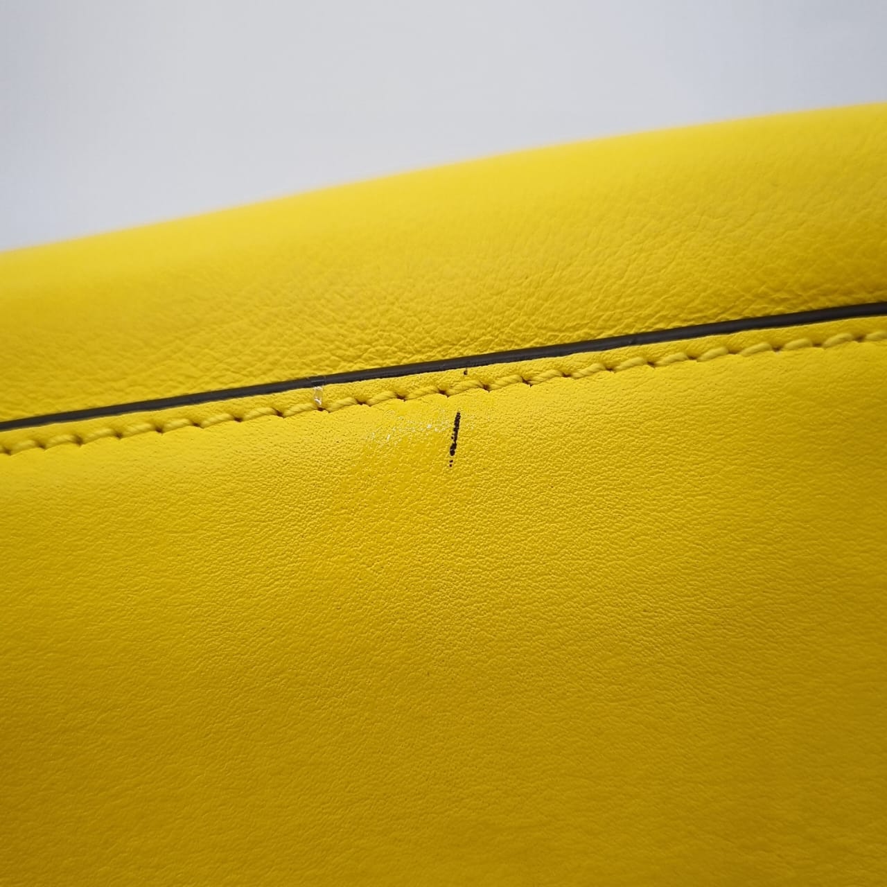 Aigner Etienne Crossbody Bag Yellow Size 24x12x17