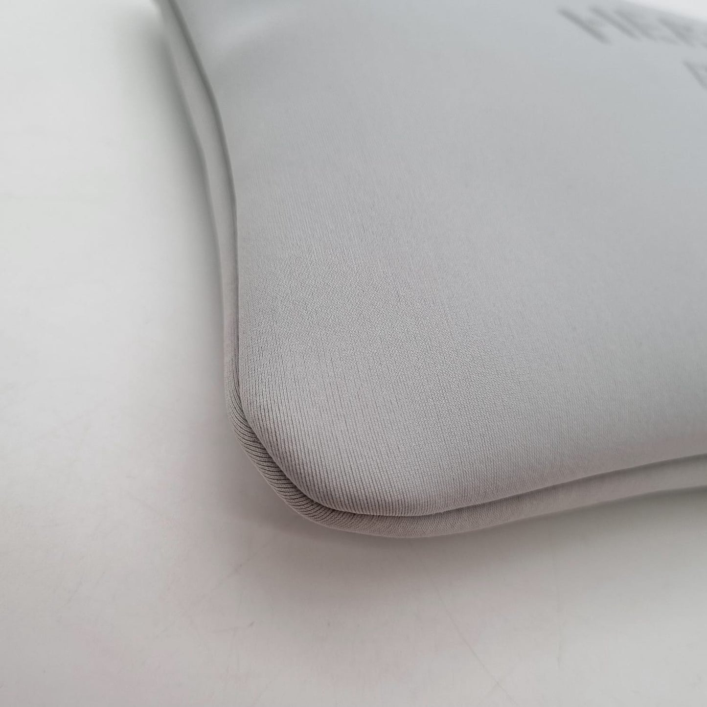 Hermes Bain Pouch Light Grey Size 22x15