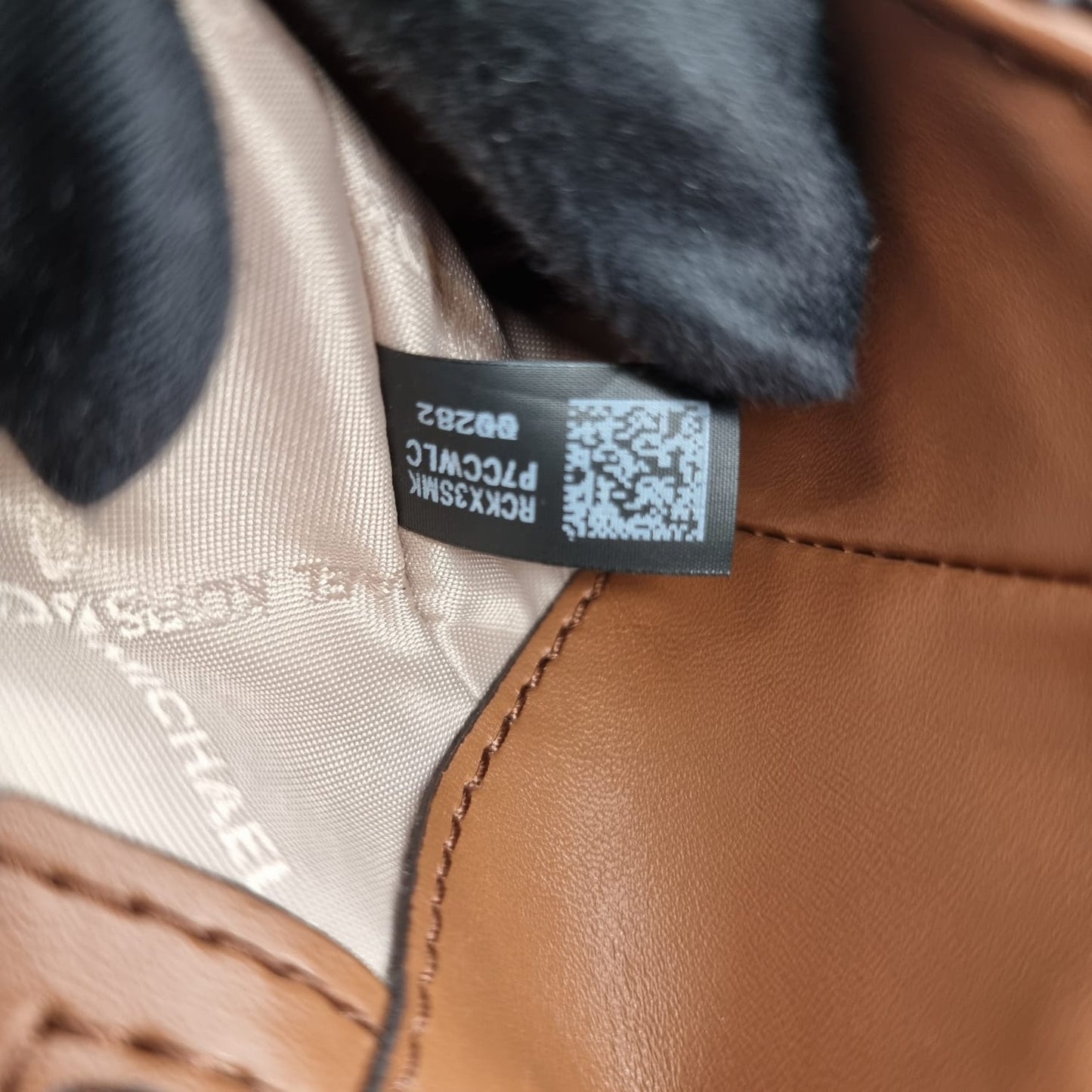 Michael Kors Hally Shoulder Bag Tan Size 29x6x20