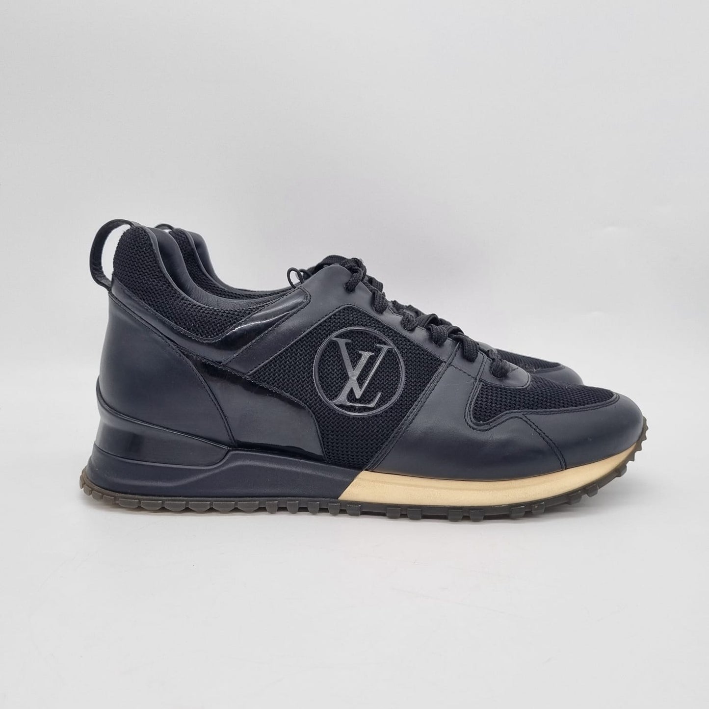 Louis Vuitton Runaway Sneakers Black Size 40/27,5