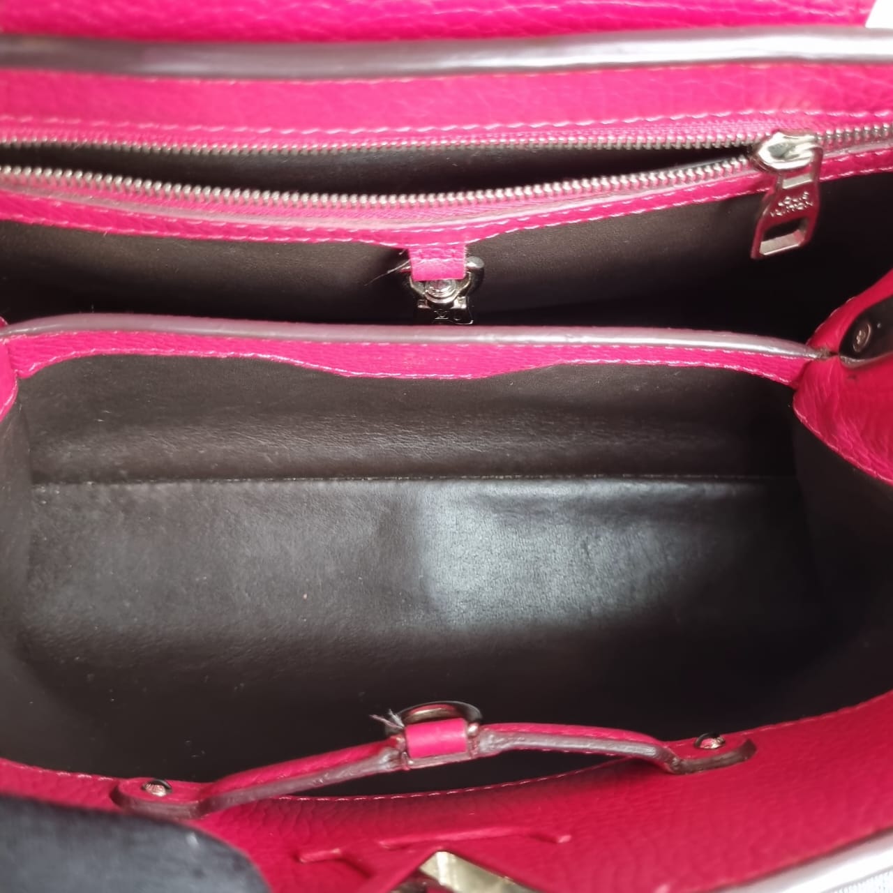 Louis Vuitton Capucine BB Fuschia 2014 Size 27x9x17