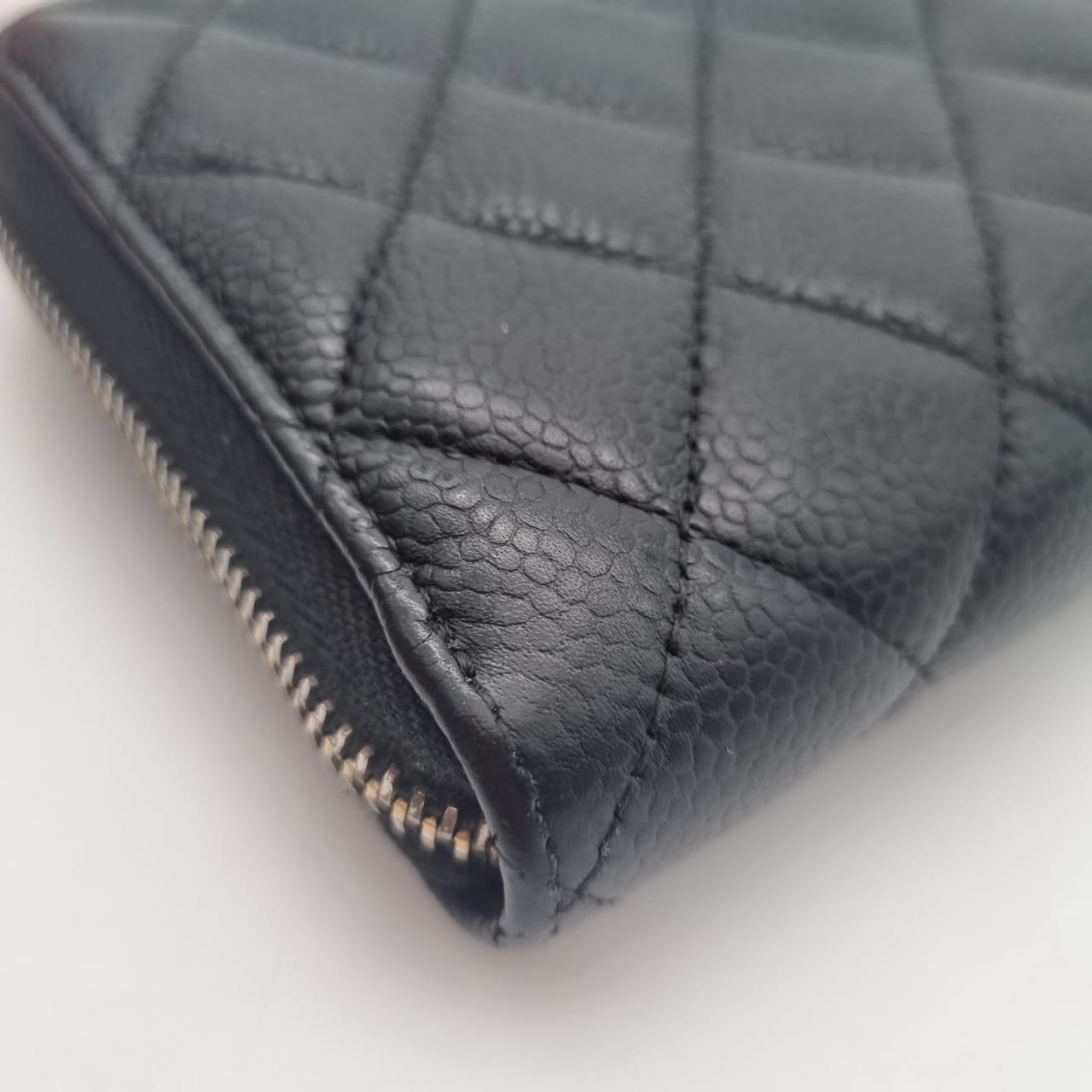 Chanel Zippy Wallet Black Caviar SHW #22 Size 20x12