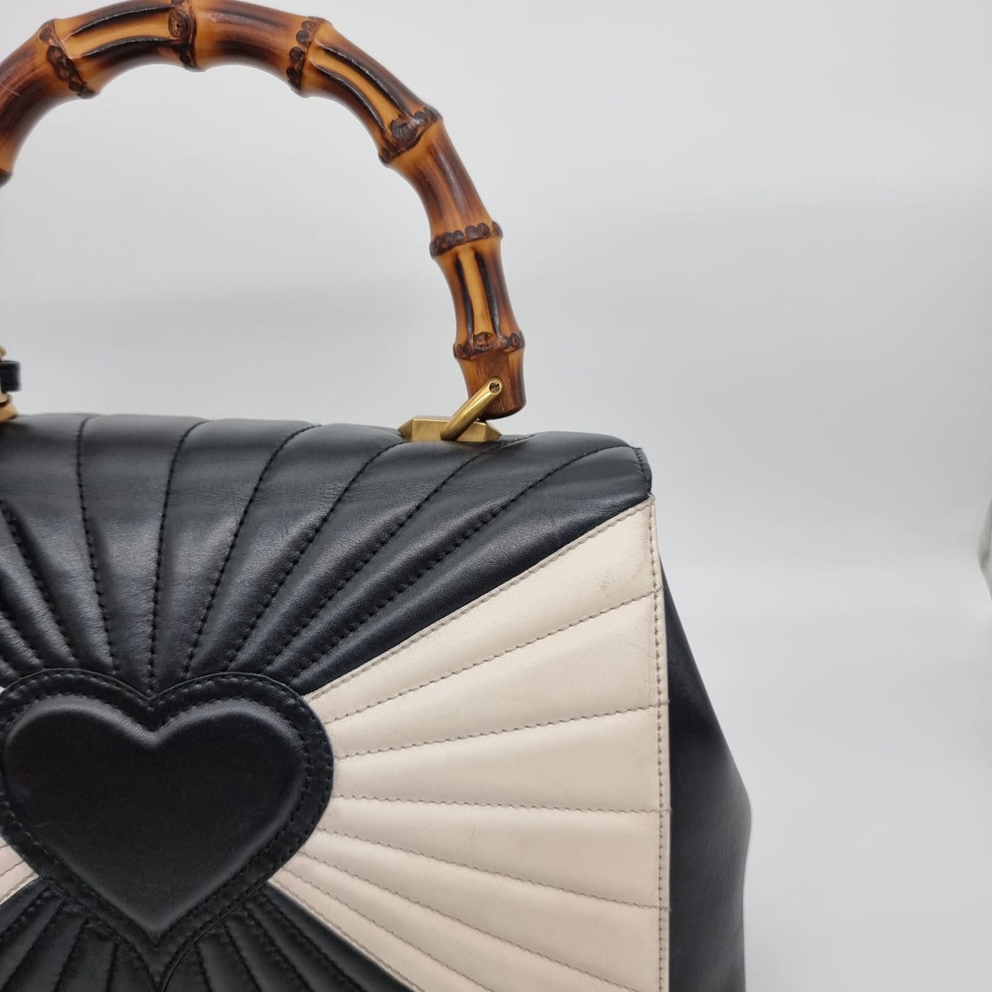 Gucci Bamboo Queen Margaret Top Handle Black White Size 30x8x22