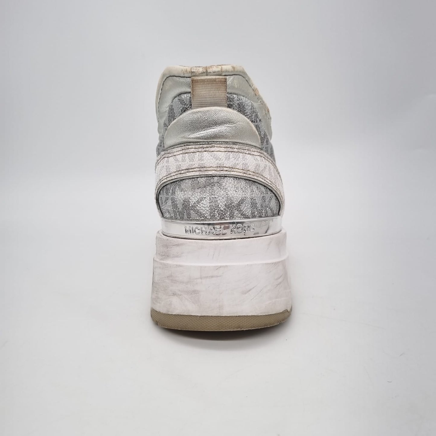 Micahel Kors Snekers Metallic Logo Size 8M/29CM