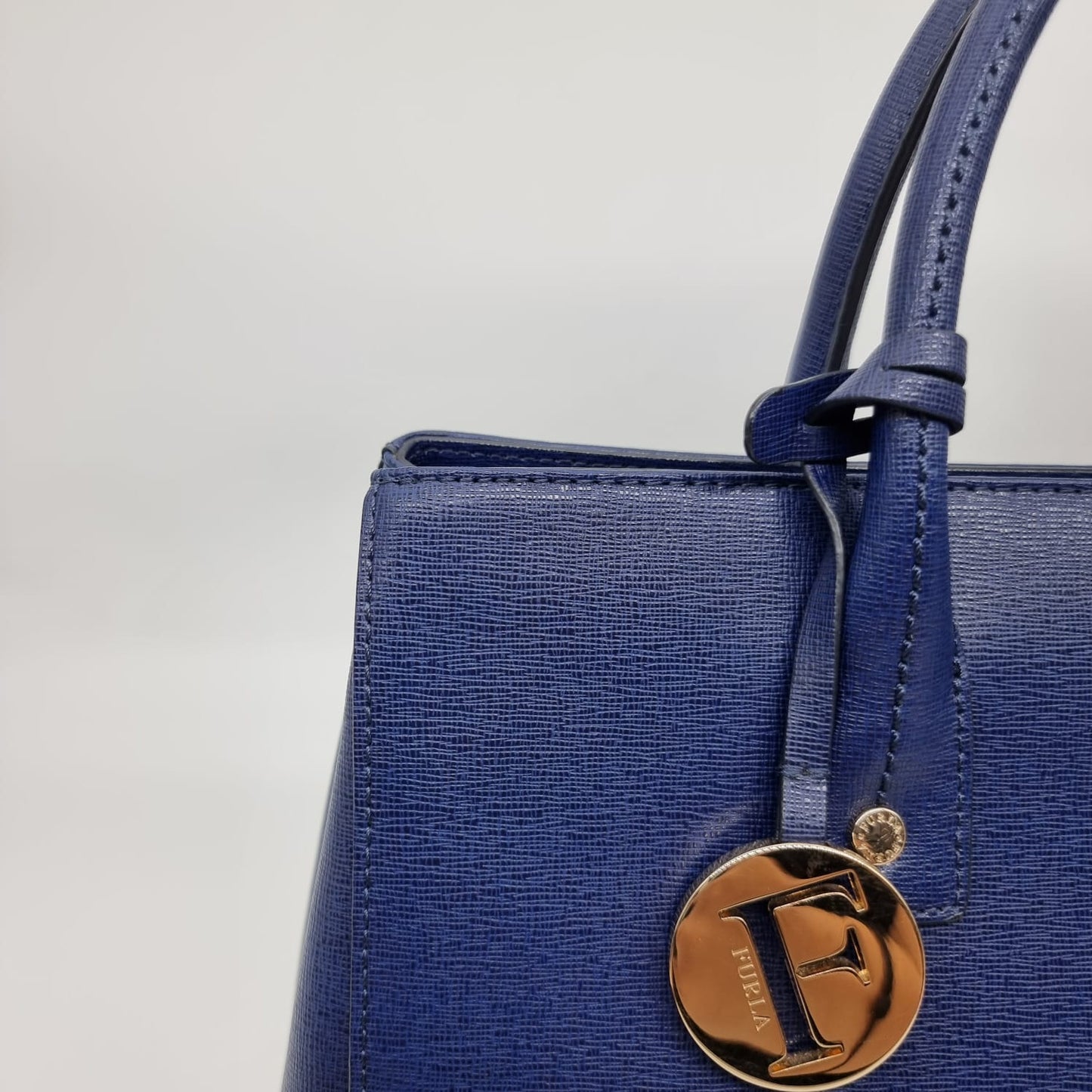 Furla Hand Bag Blue Size 32x15x22