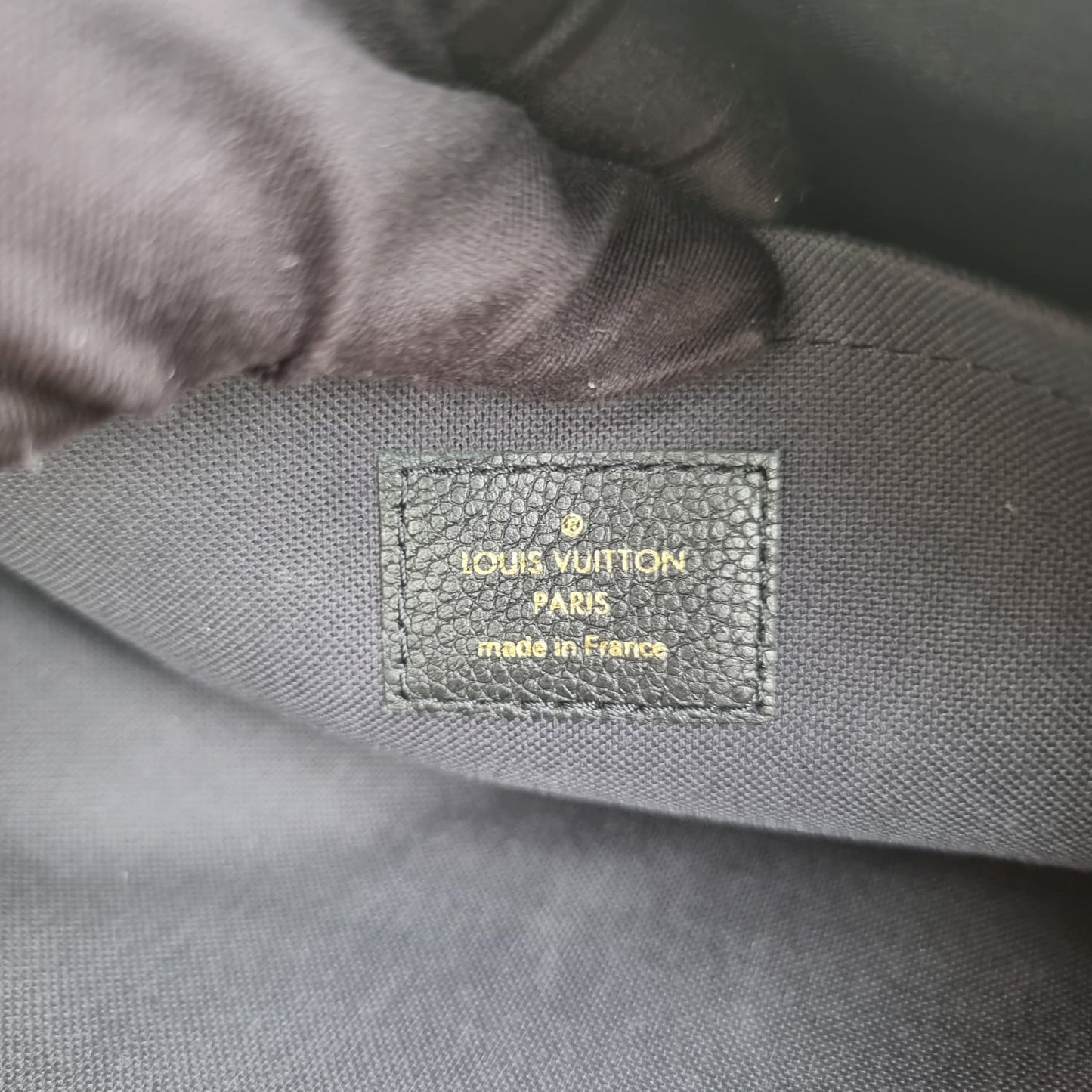 Louis Vuitton Daily Pouch Monogram Black CHIP Size 30x21
