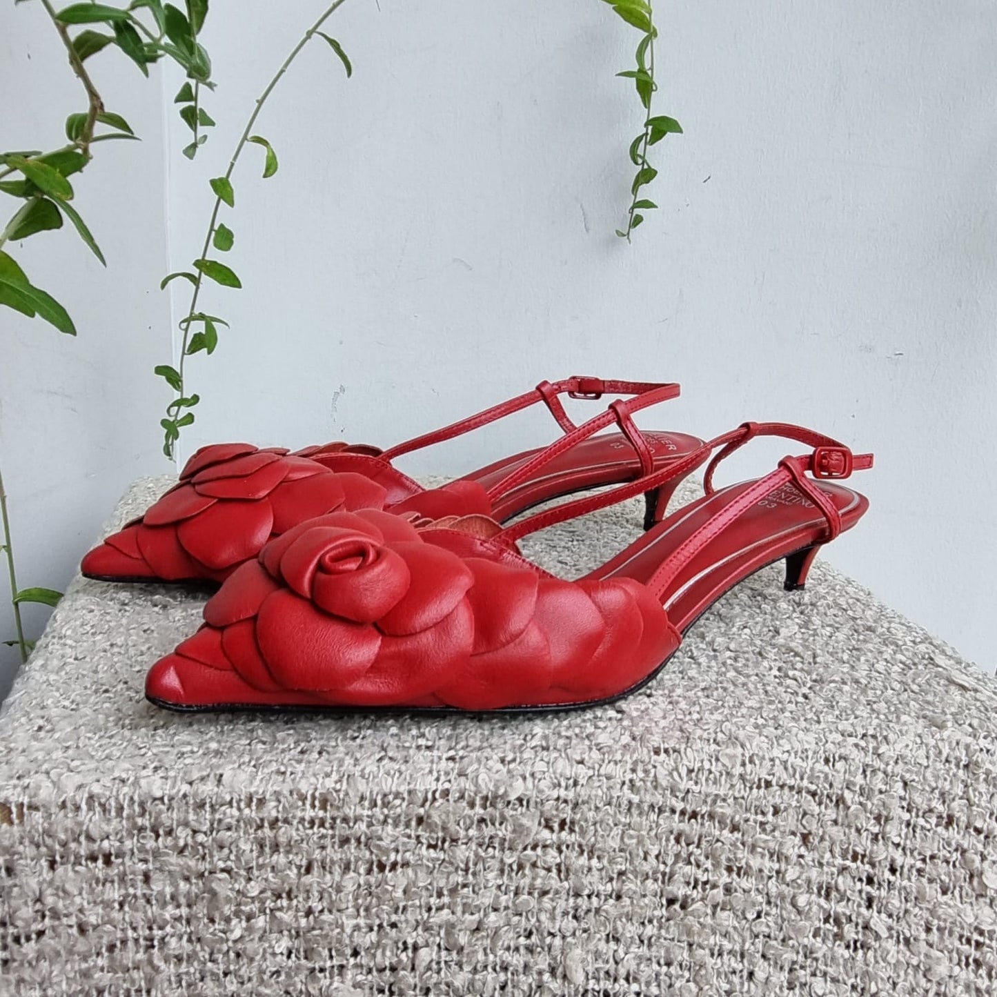 Valentino Garavani Atelier Rose Edition Heels Red Size 40/27 Dari Ujung