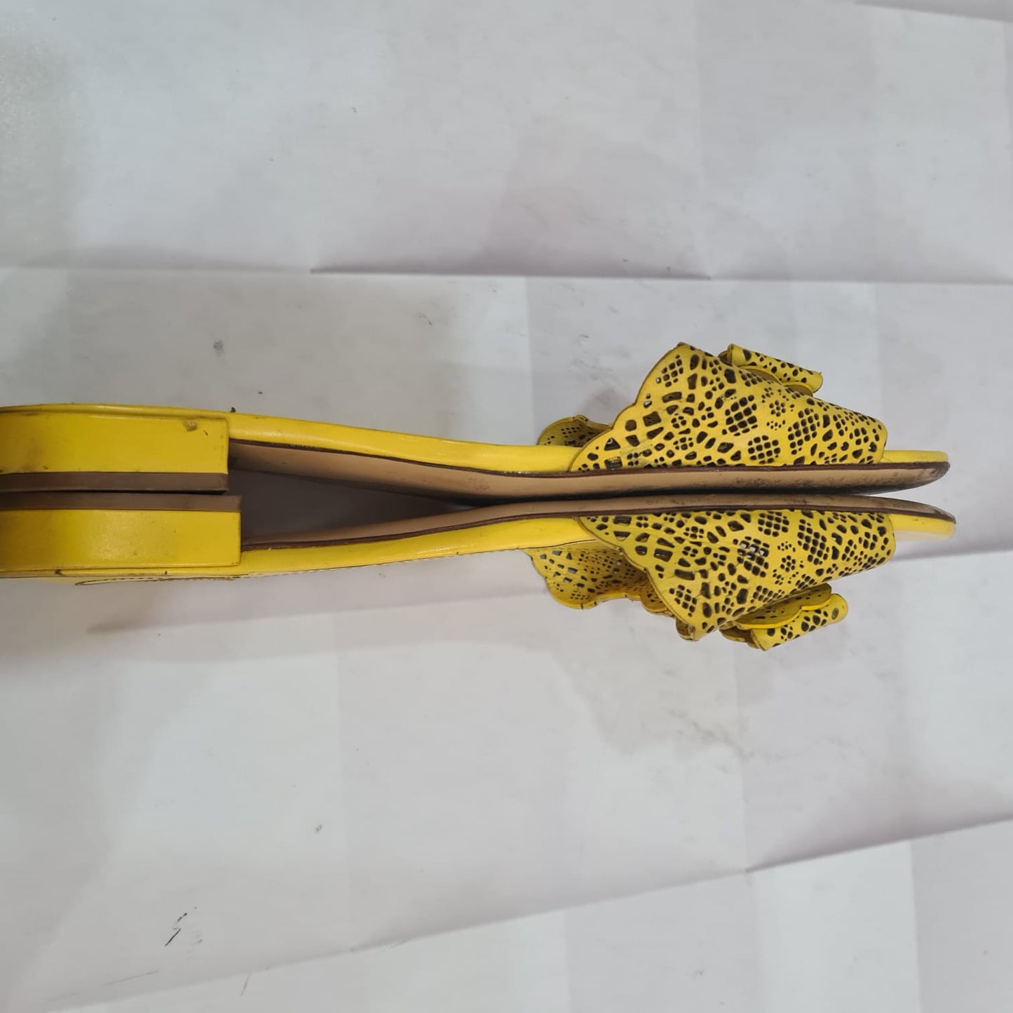 Salvatore Ferragamo Sandal Yellow Size 8/25
