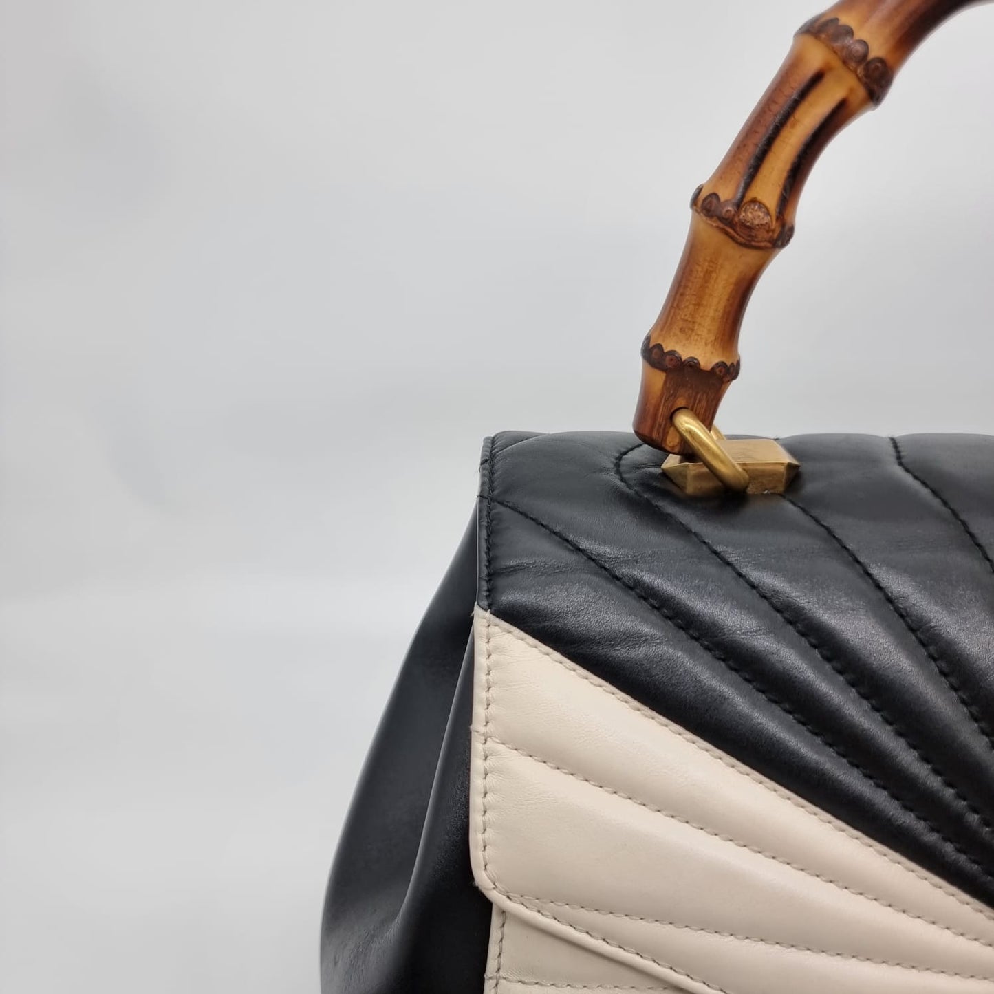 Gucci Bamboo Queen Margaret Top Handle Black White Size 30x8x22