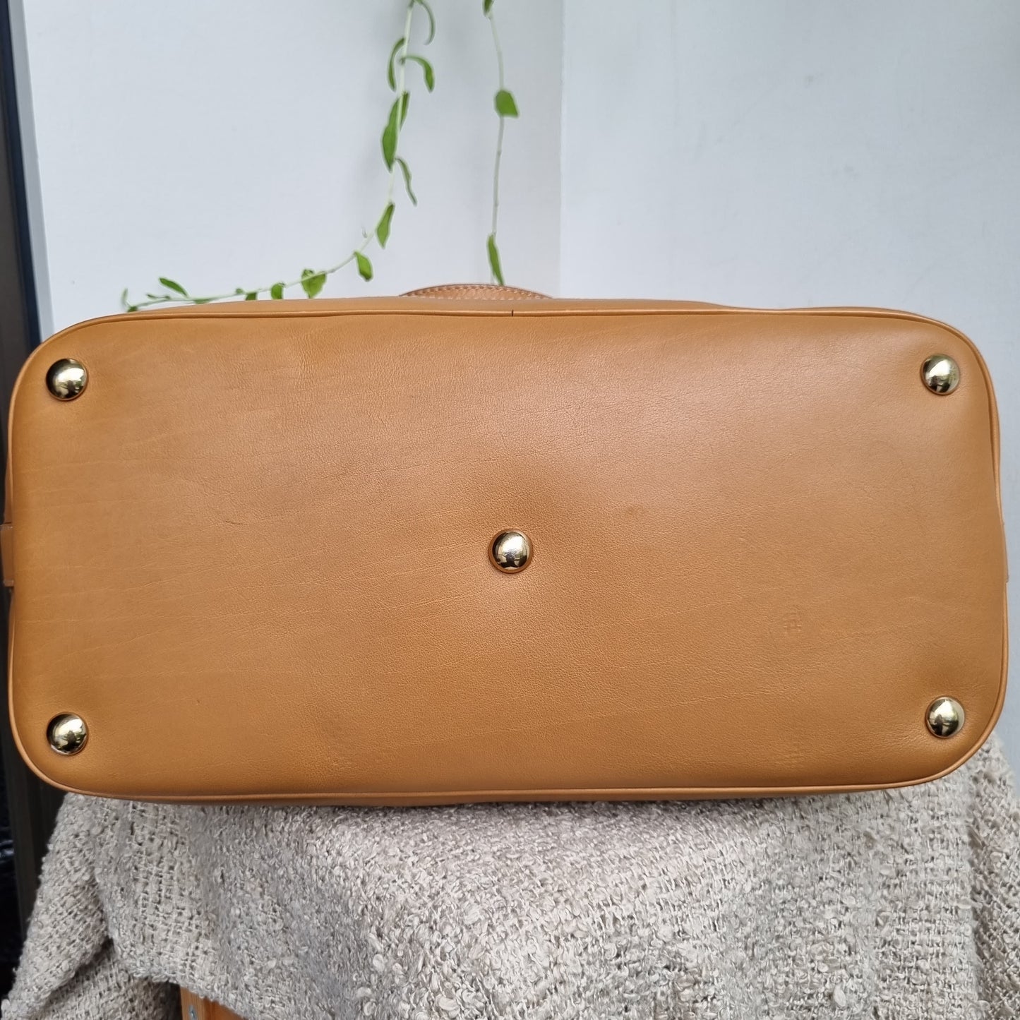 Gucci Guccissima GG Charm Convertible Dome Satchel Tan Size 38x19x34