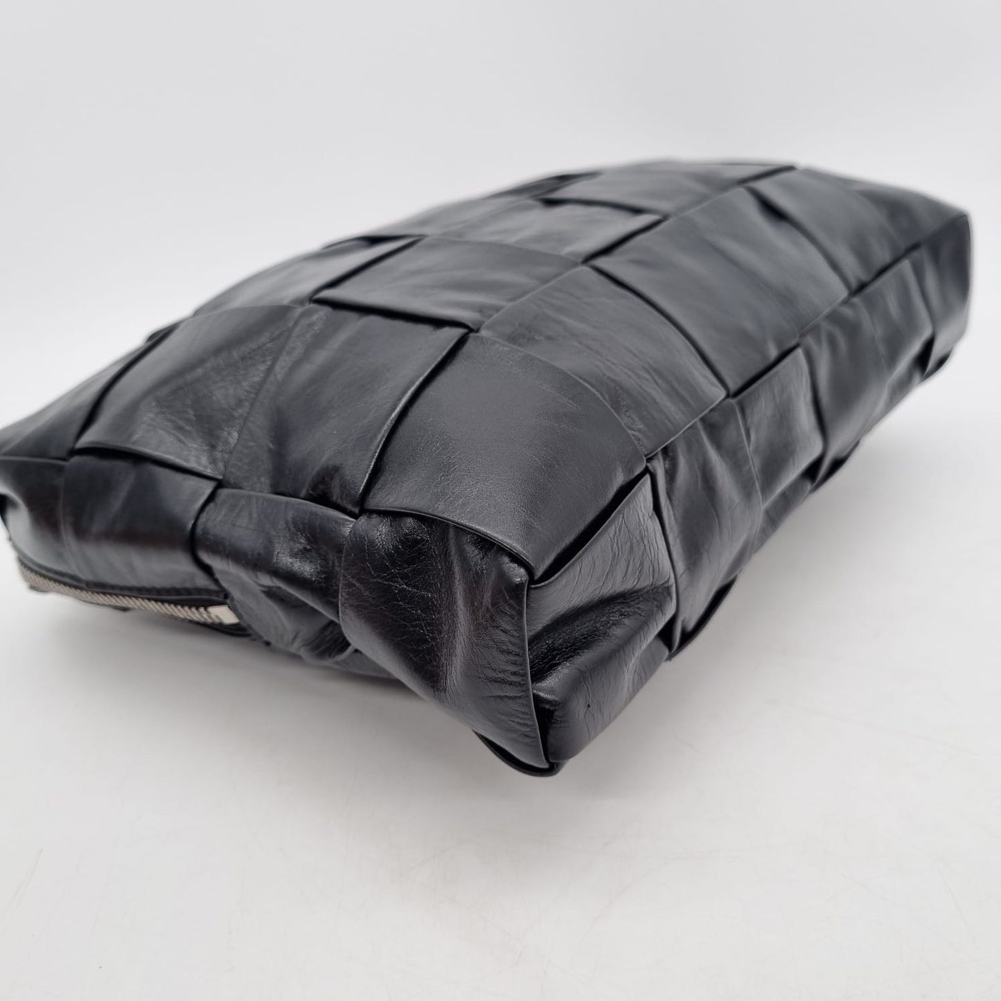 Bottega Veneta Intrecciato Travel Organizer Clutch Black Size 27x18