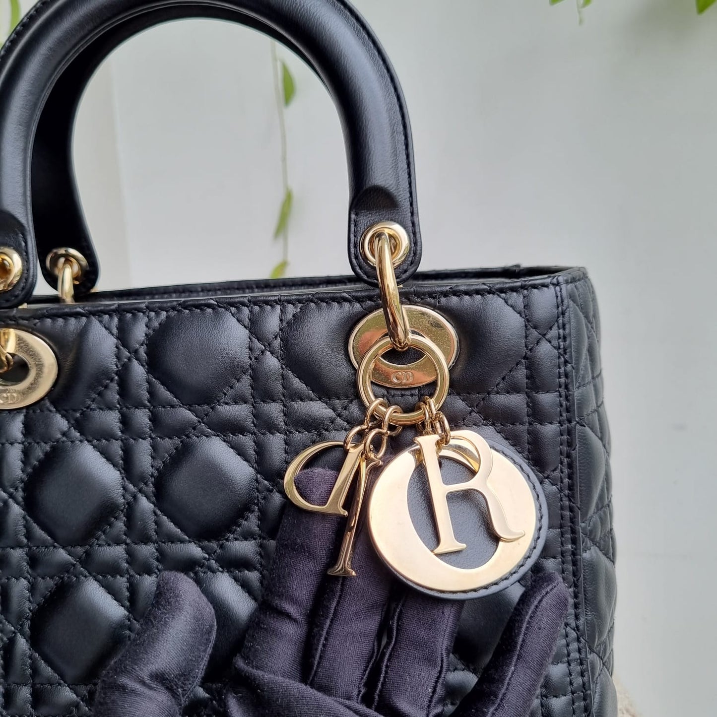 Dior Lady Dior Medium Black LGHW 2020 Size 24x10x21