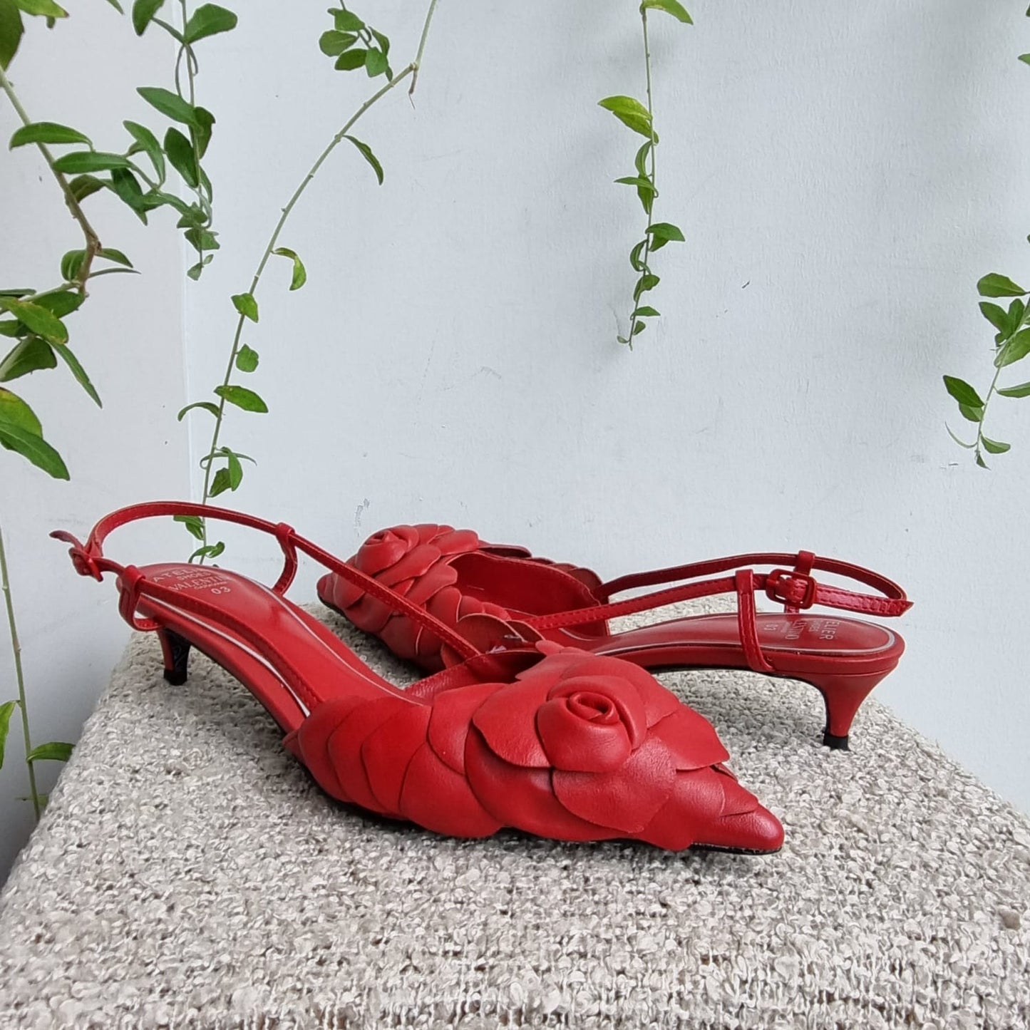 Valentino Garavani Atelier Rose Edition Heels Red Size 40/27 Dari Ujung