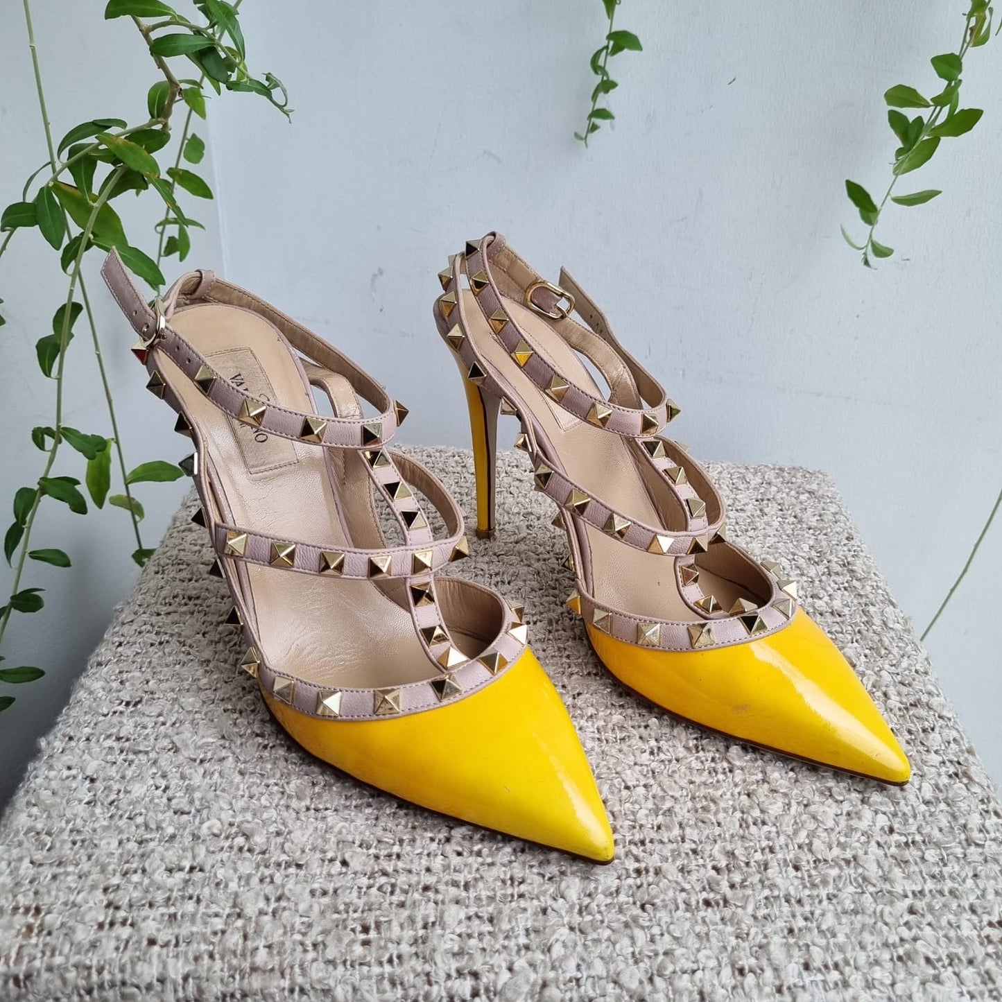 Valentino Rockstud Ankle Strap Yellow Size 39/26