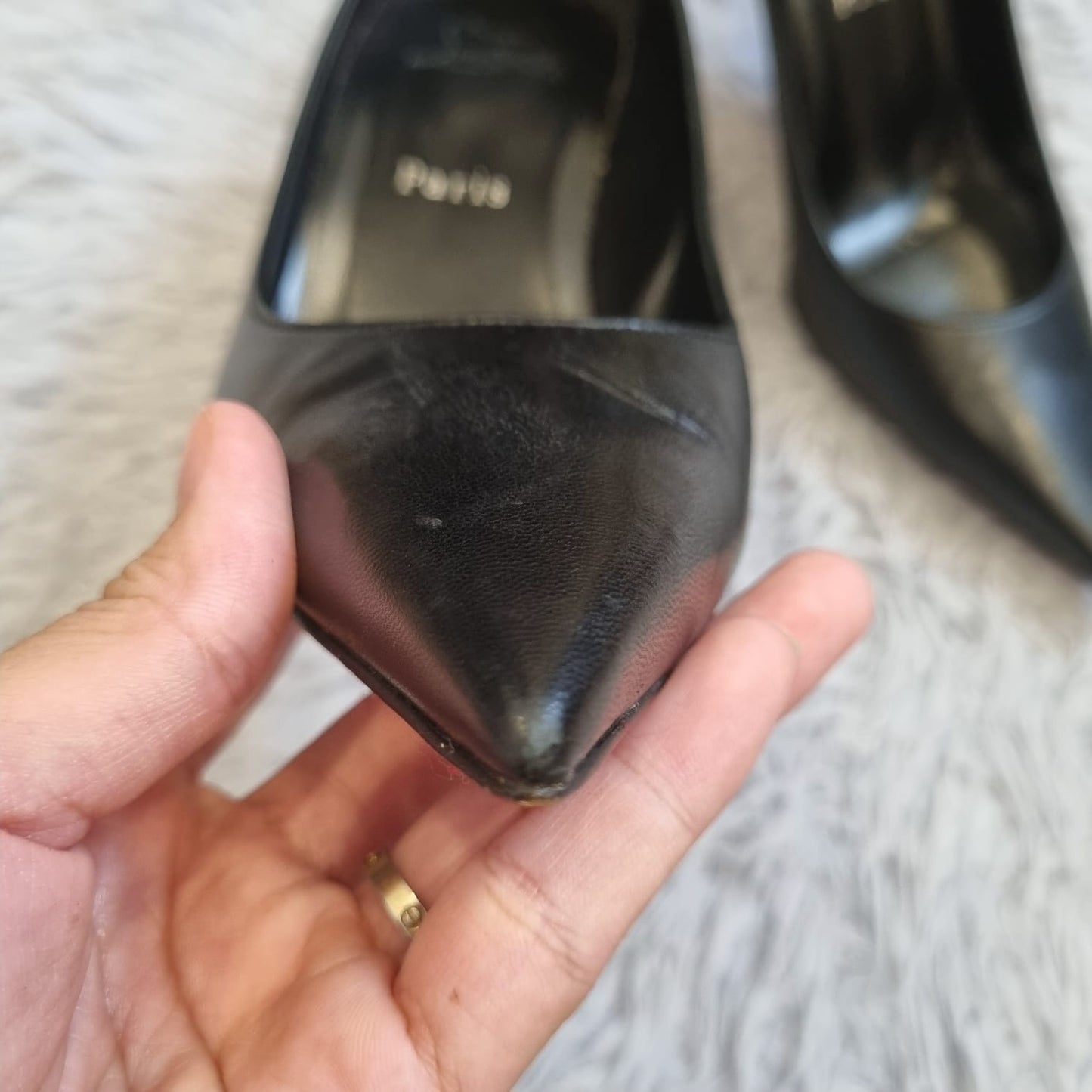 Christian Loubutin Condora Lin Black Size 37,5 insole 25,5 dr ujung fit 24