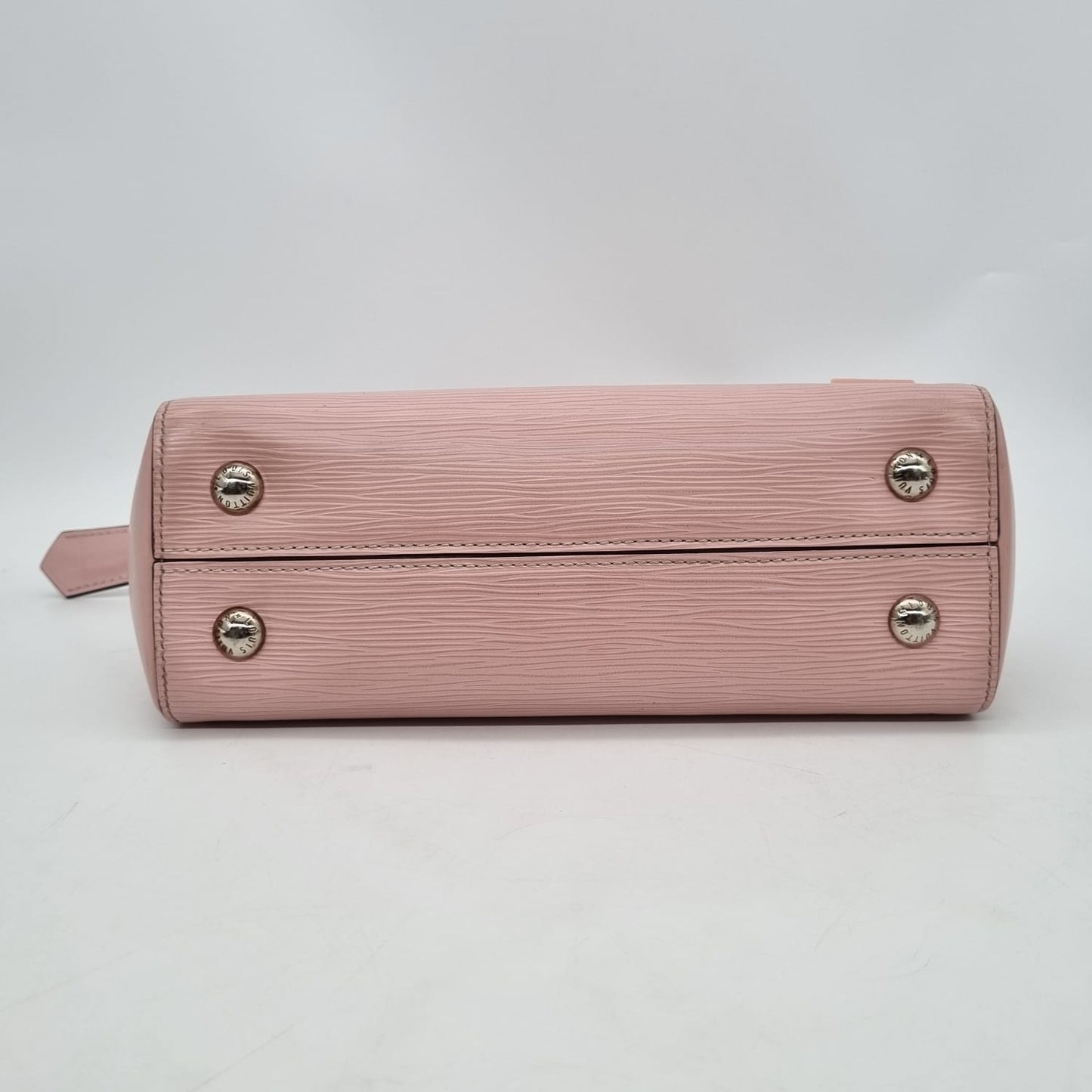 Louis Vuitton Cluny BB Epi Leather Pink Poudre 2015 Size 26x10x20