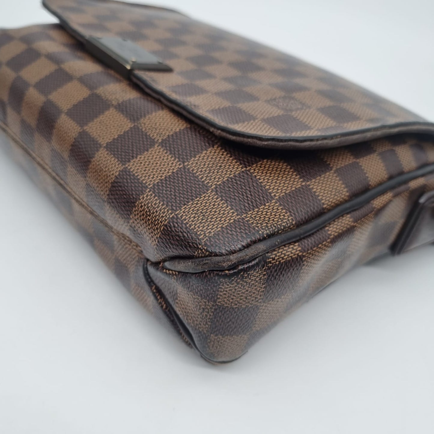 Louis Vuitton District PM Damier Ebene 2013 Size 24x5x22
