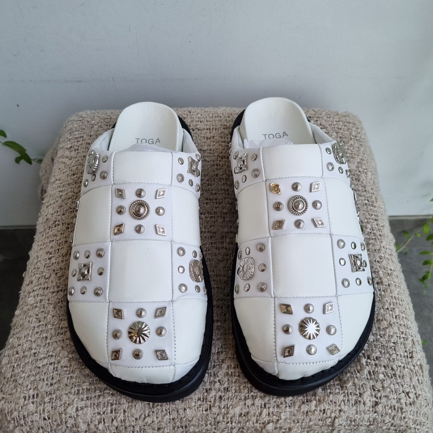 Toga Pulla Stud Embellished Leather Slippers White Size 40/28 NEW