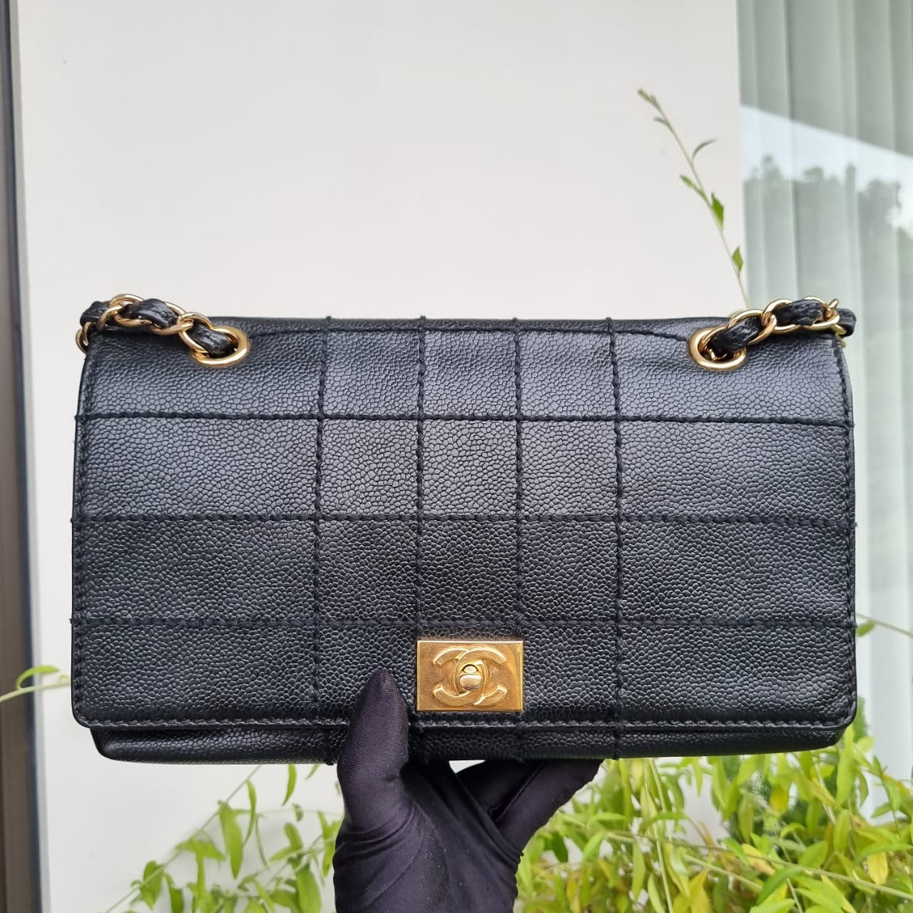 Chanel Vintage Flap Bag Black Caviar GHW (broken Holo) Size 29x9x16